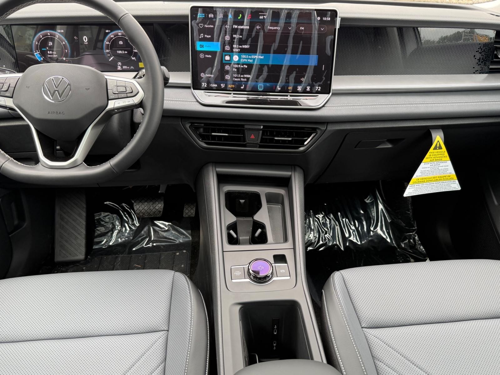 Volkswagen Tiguan Vehicle Image 06