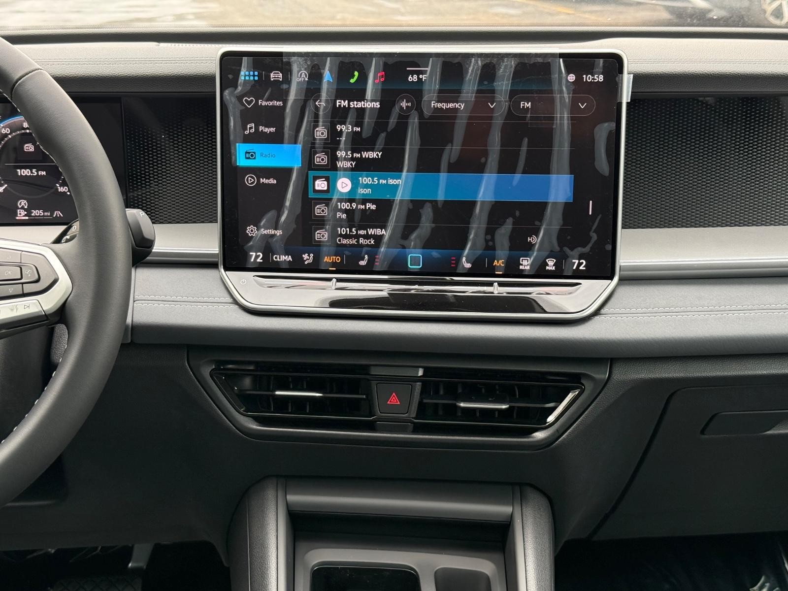 Volkswagen Tiguan Vehicle Image 07