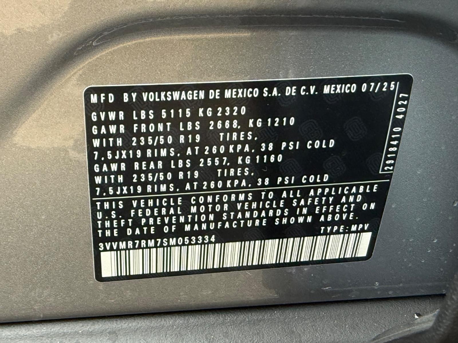 Volkswagen Tiguan Vehicle Image 17