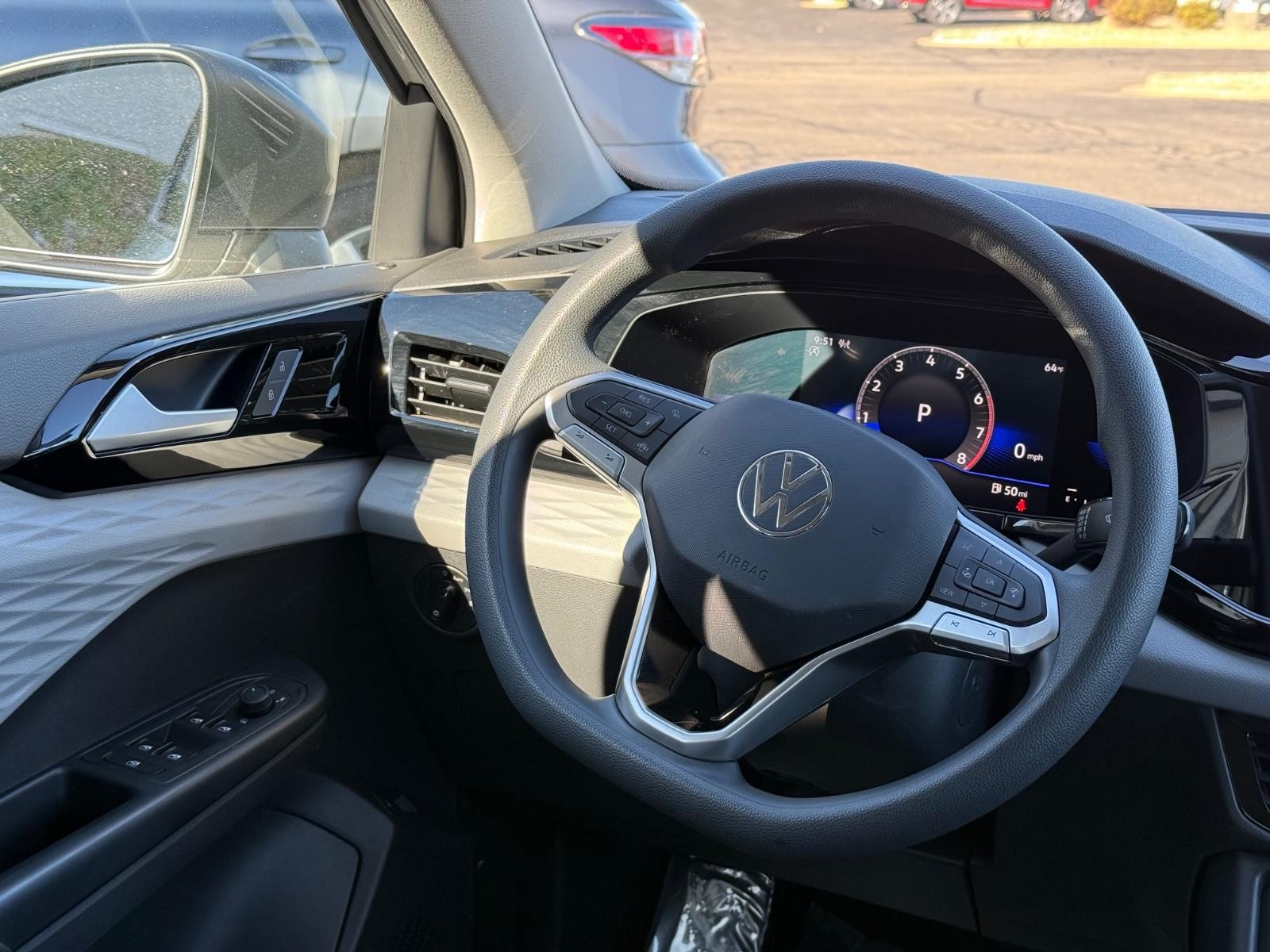 Volkswagen Taos Vehicle Image 14