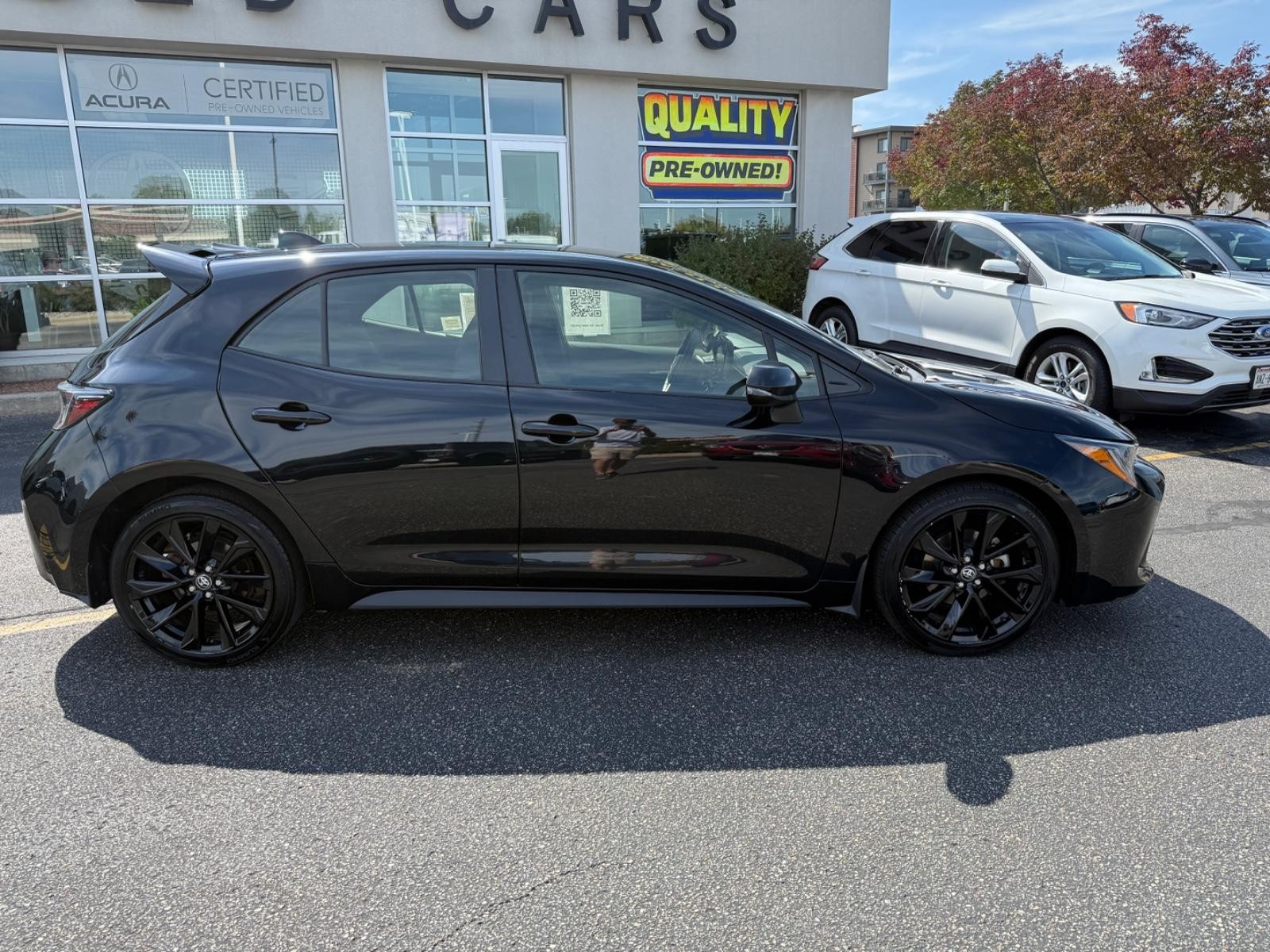 Toyota Corolla Hatchback Vehicle Image 02
