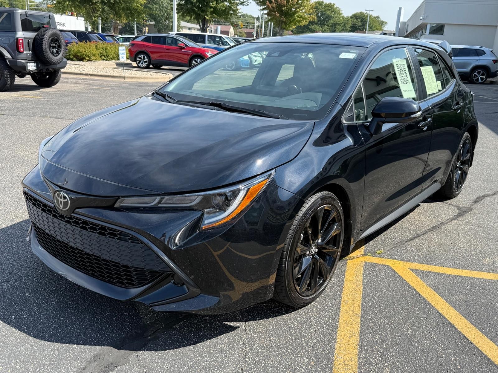 Toyota Corolla Hatchback Vehicle Image 08
