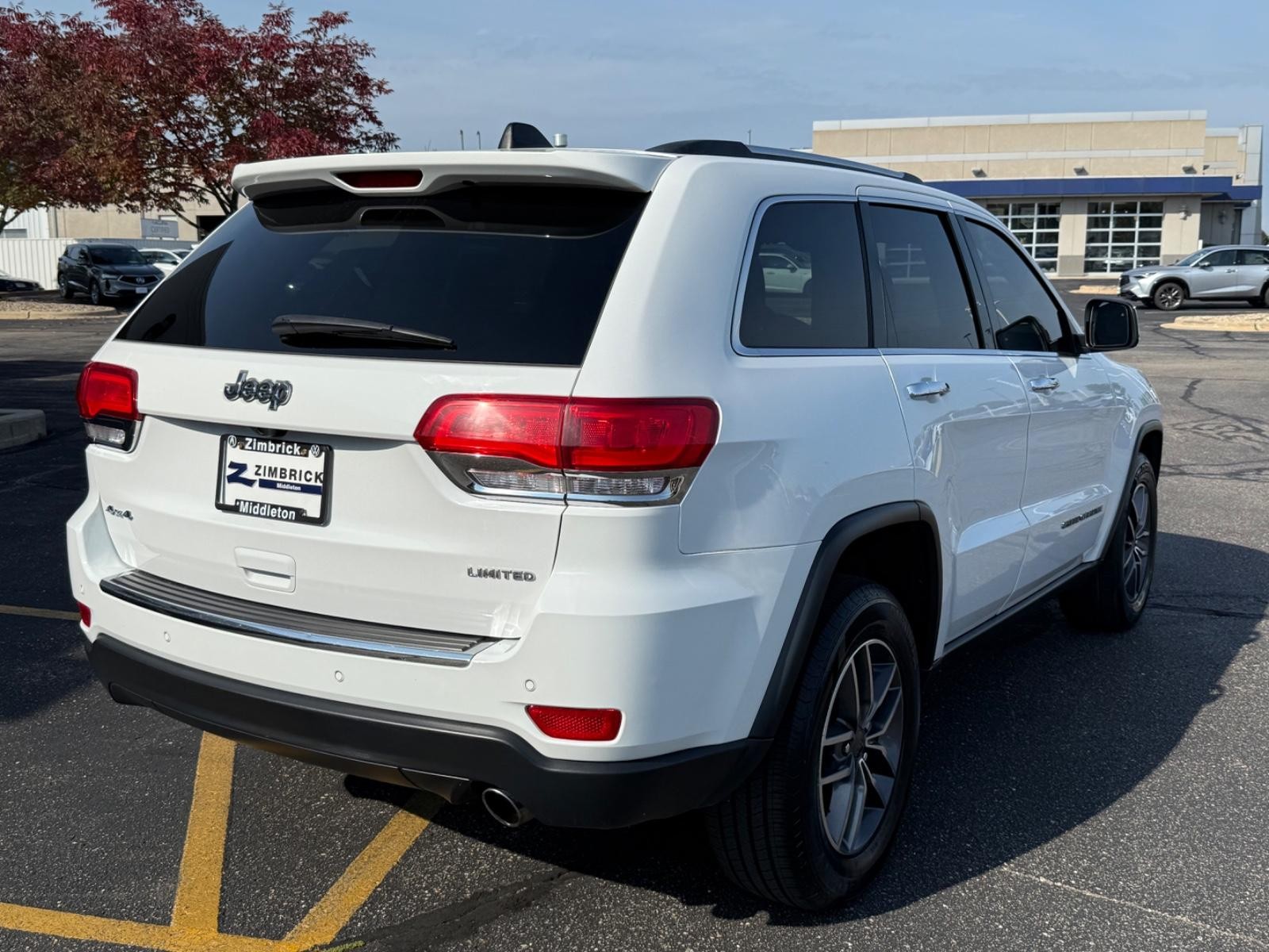 Jeep Grand Cherokee Vehicle Image 03
