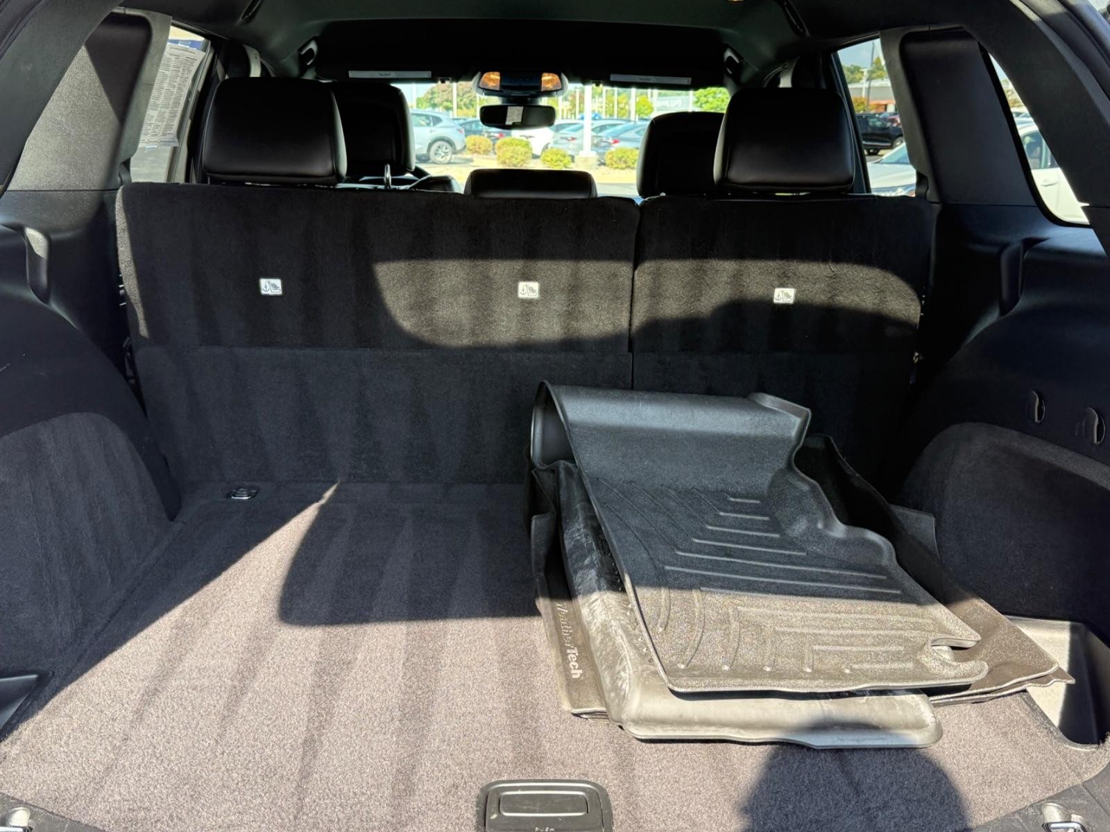 Jeep Grand Cherokee Vehicle Image 05
