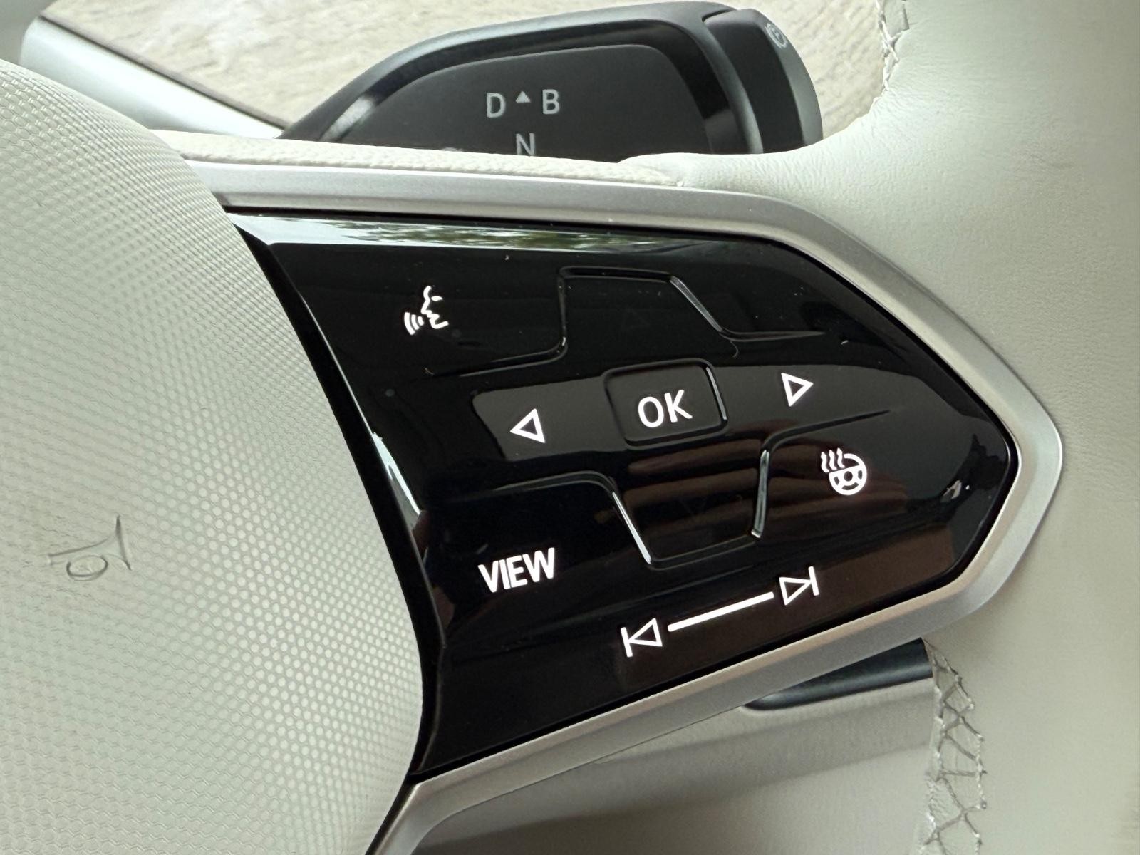 Volkswagen ID. Buzz Vehicle Image 11