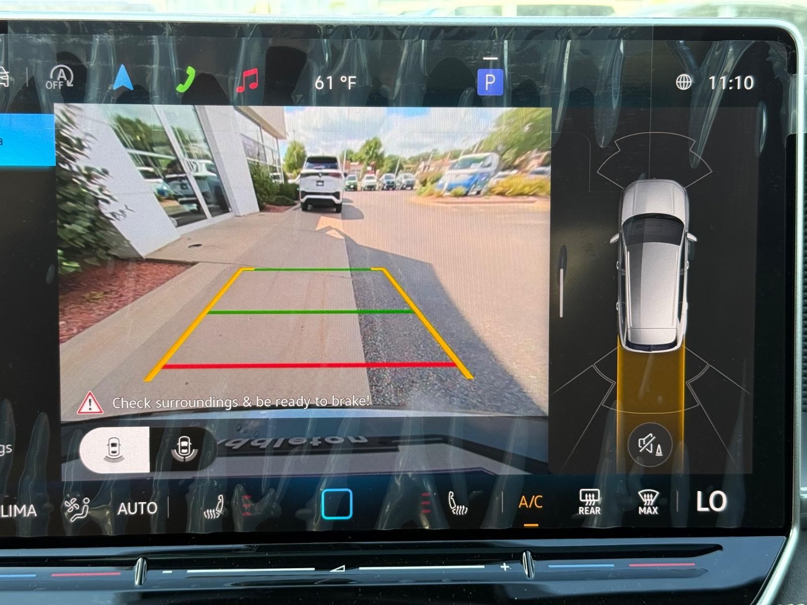 Volkswagen Tiguan Vehicle Image 13