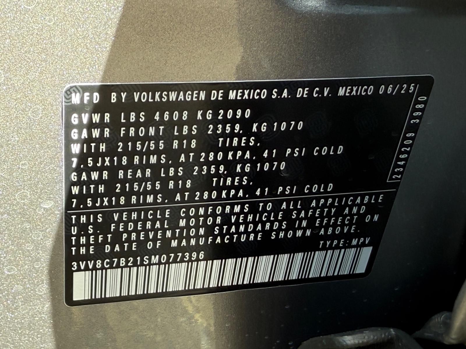 Volkswagen Taos Vehicle Image 17