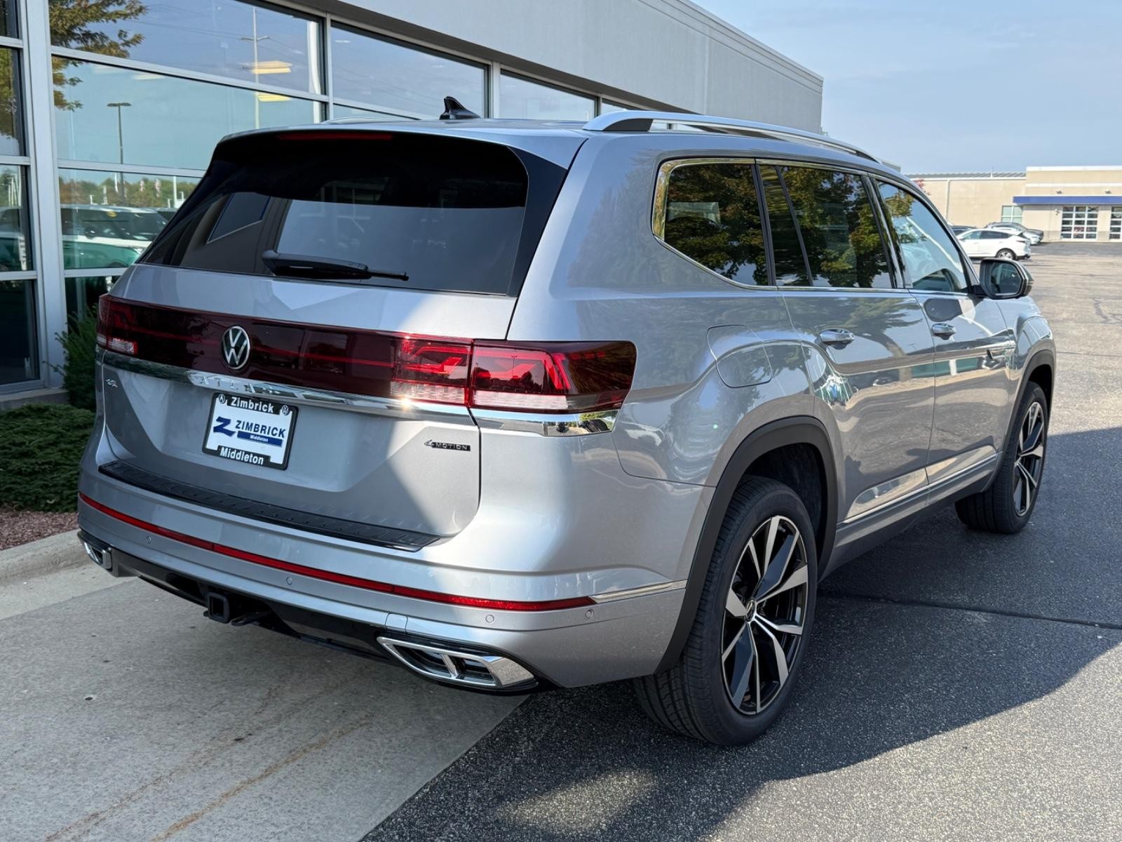 Volkswagen Atlas Vehicle Image 03