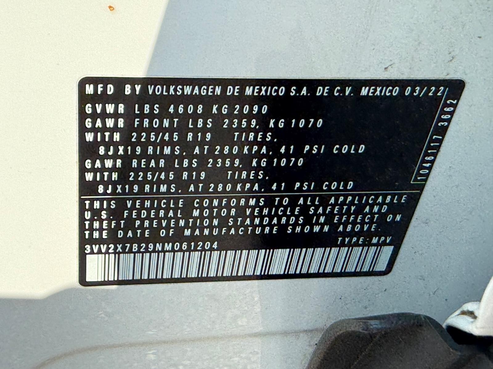 Volkswagen Taos Vehicle Image 23