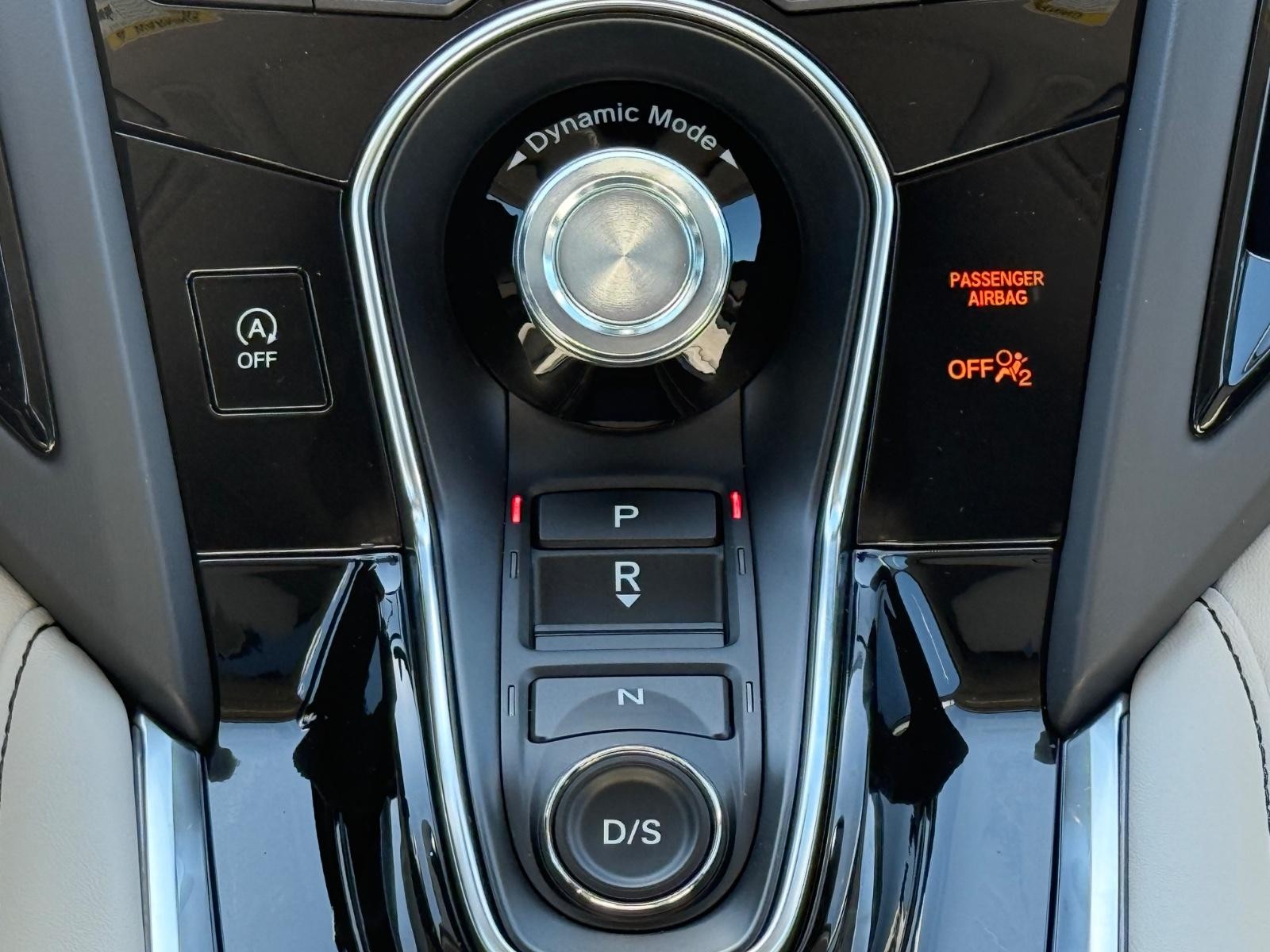 Acura RDX Vehicle Image 08