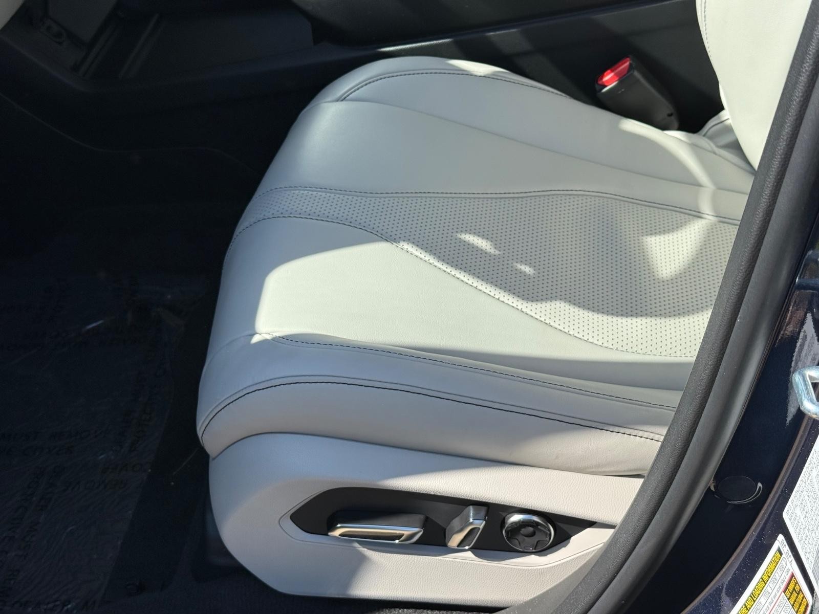 Acura RDX Vehicle Image 17