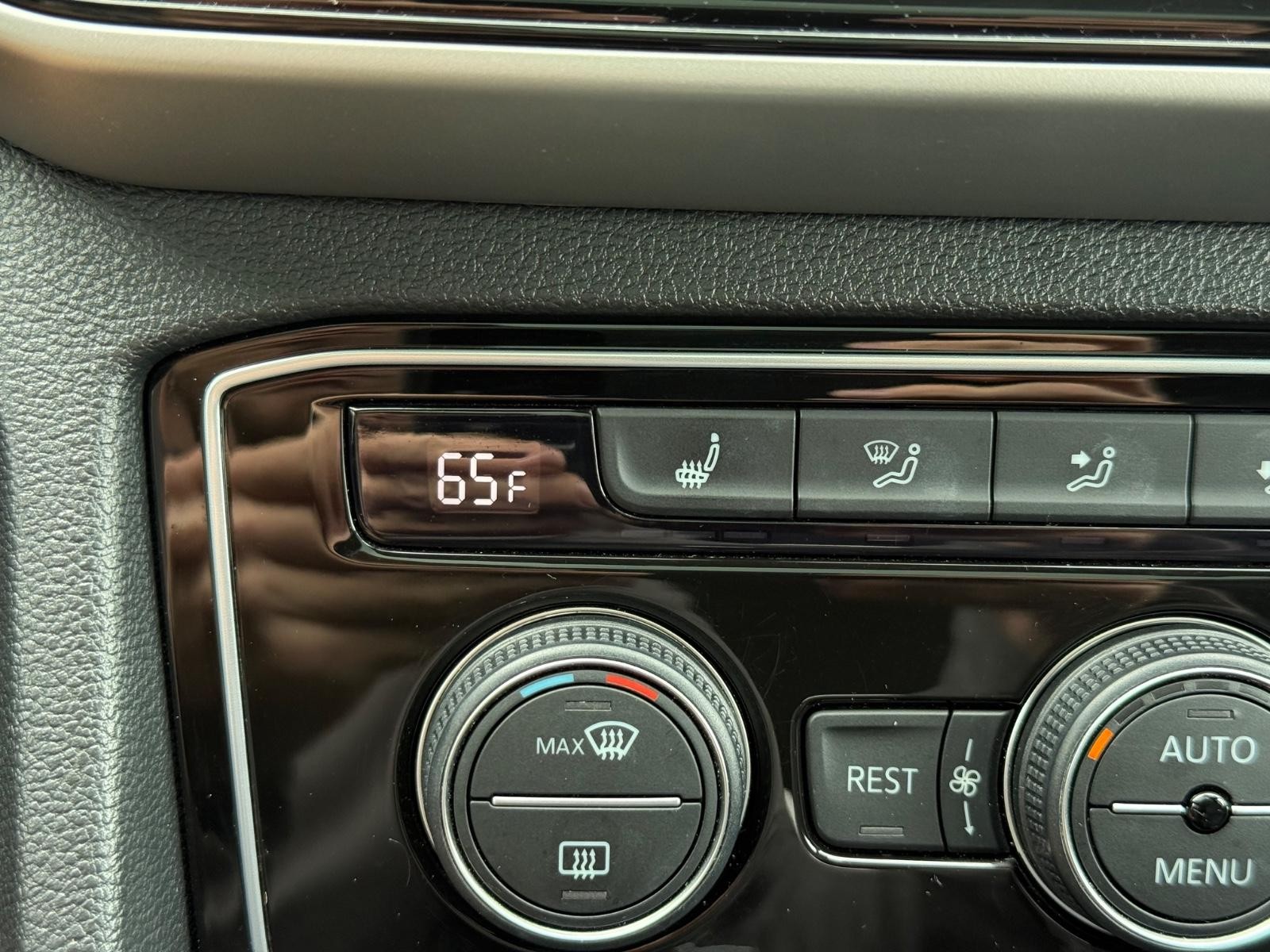 Volkswagen Atlas Vehicle Image 20