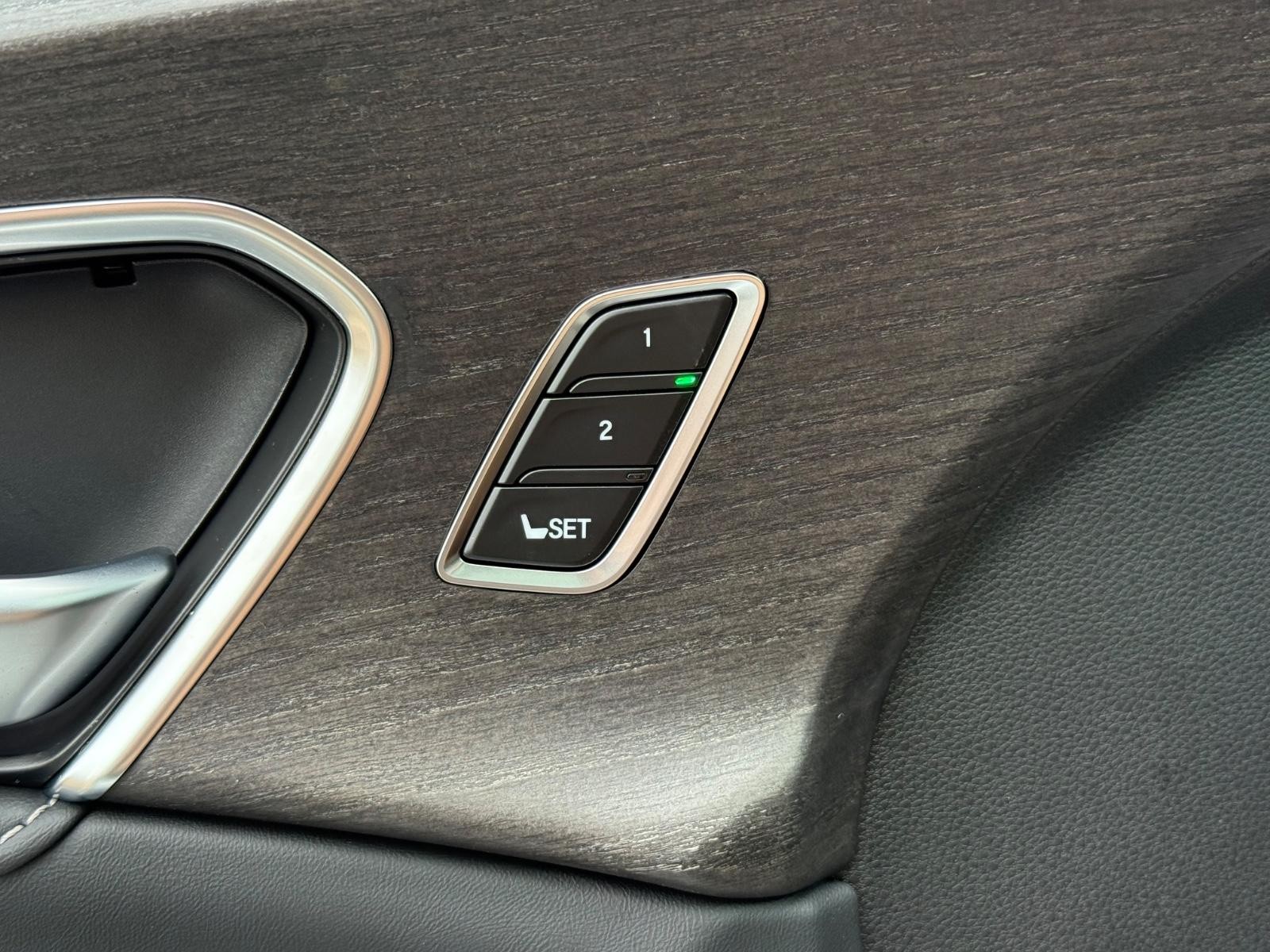 Acura RDX Vehicle Image 11