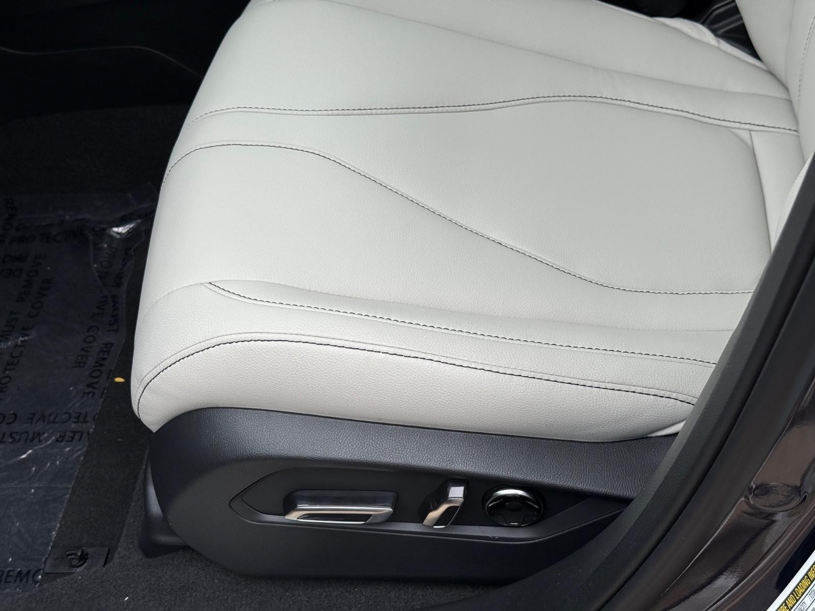 Acura RDX Vehicle Image 16