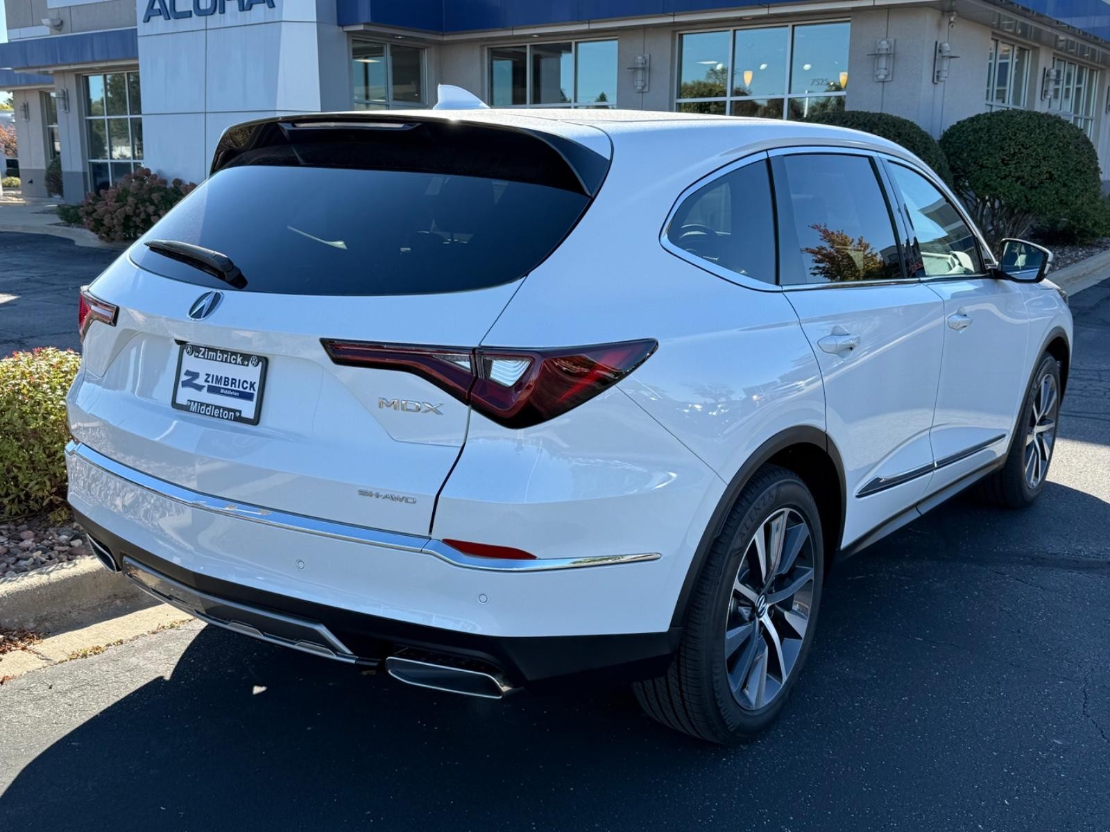 Acura MDX Vehicle Image 03