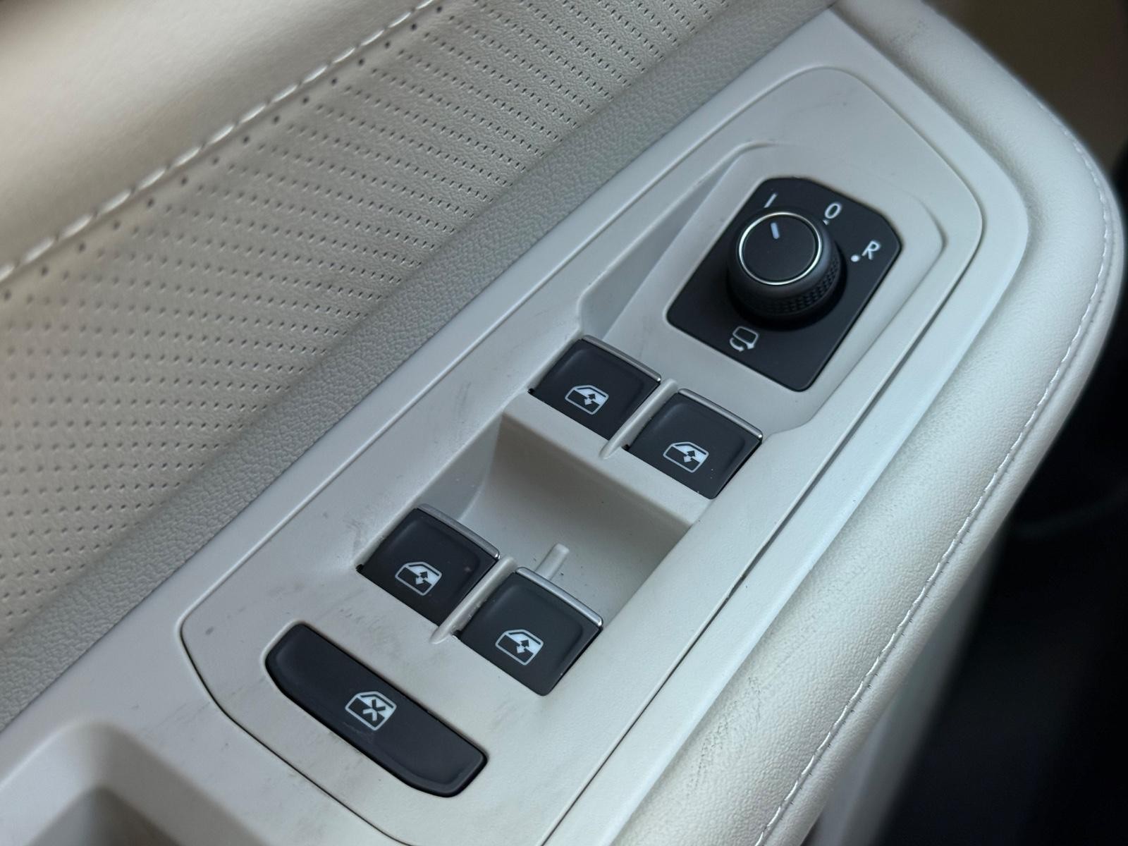 Volkswagen Atlas Vehicle Image 16