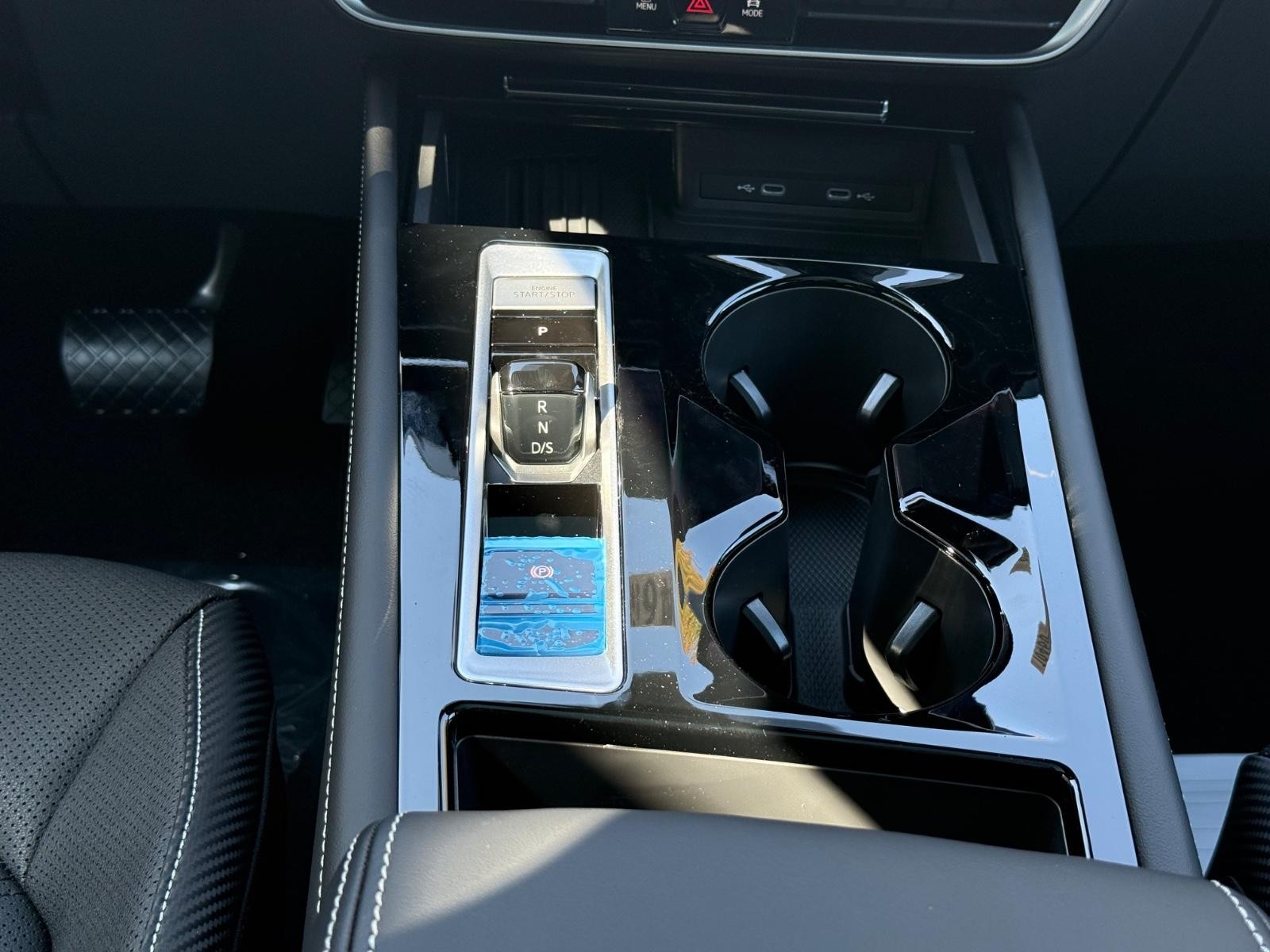 Volkswagen Atlas Cross Sport Vehicle Image 08