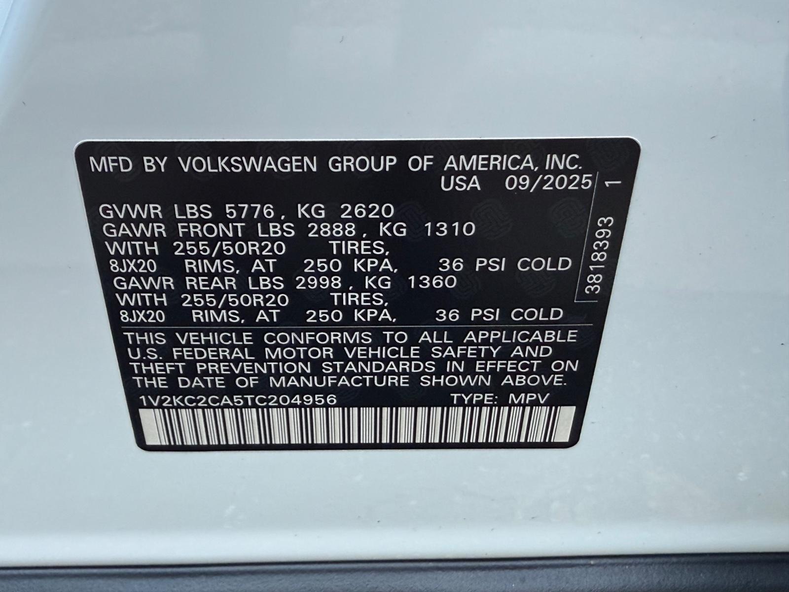 Volkswagen Atlas Cross Sport Vehicle Image 17