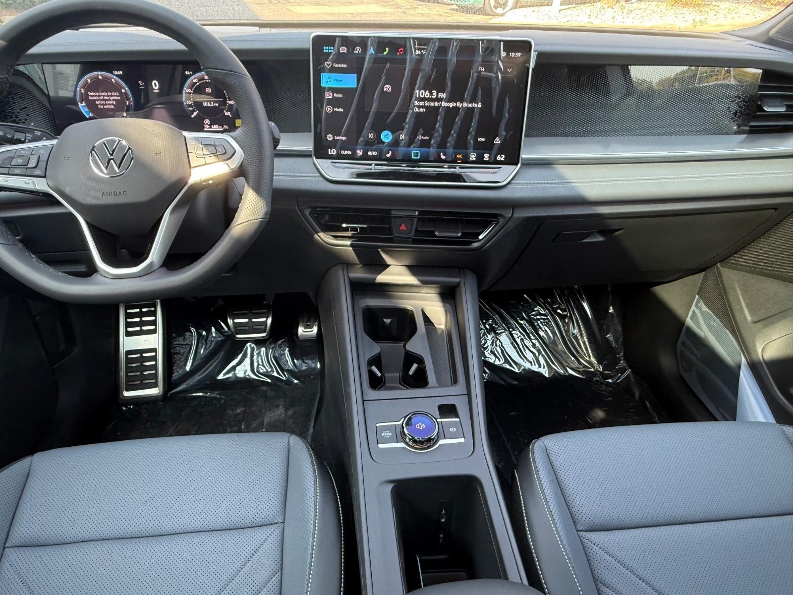 Volkswagen Tiguan Vehicle Image 06