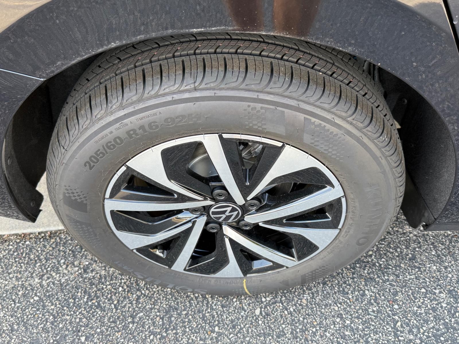 Volkswagen Jetta Vehicle Image 04