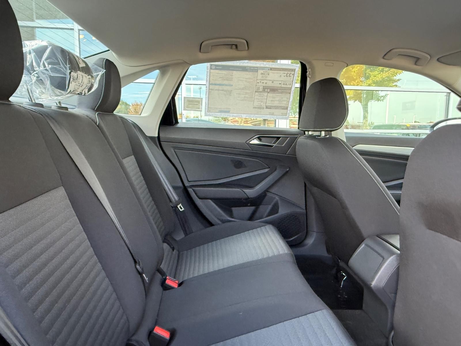 Volkswagen Jetta Vehicle Image 05