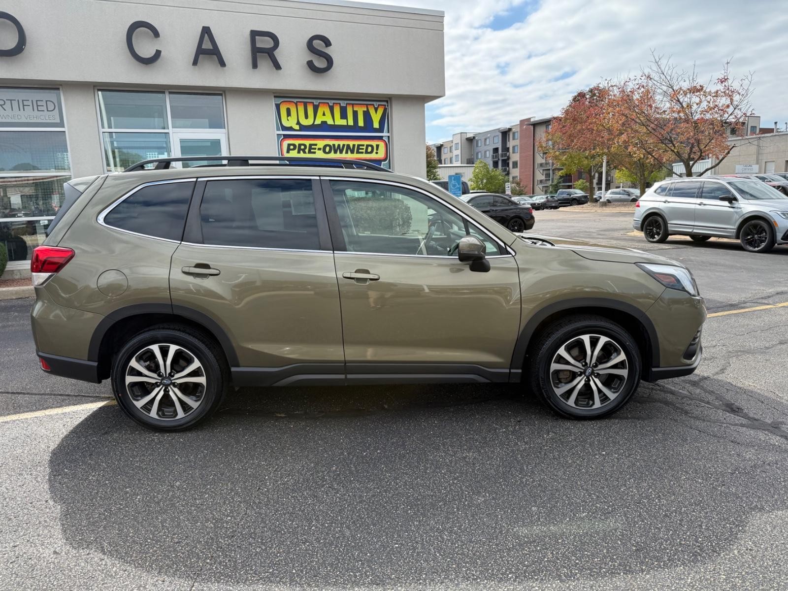 Subaru Forester Vehicle Image 02