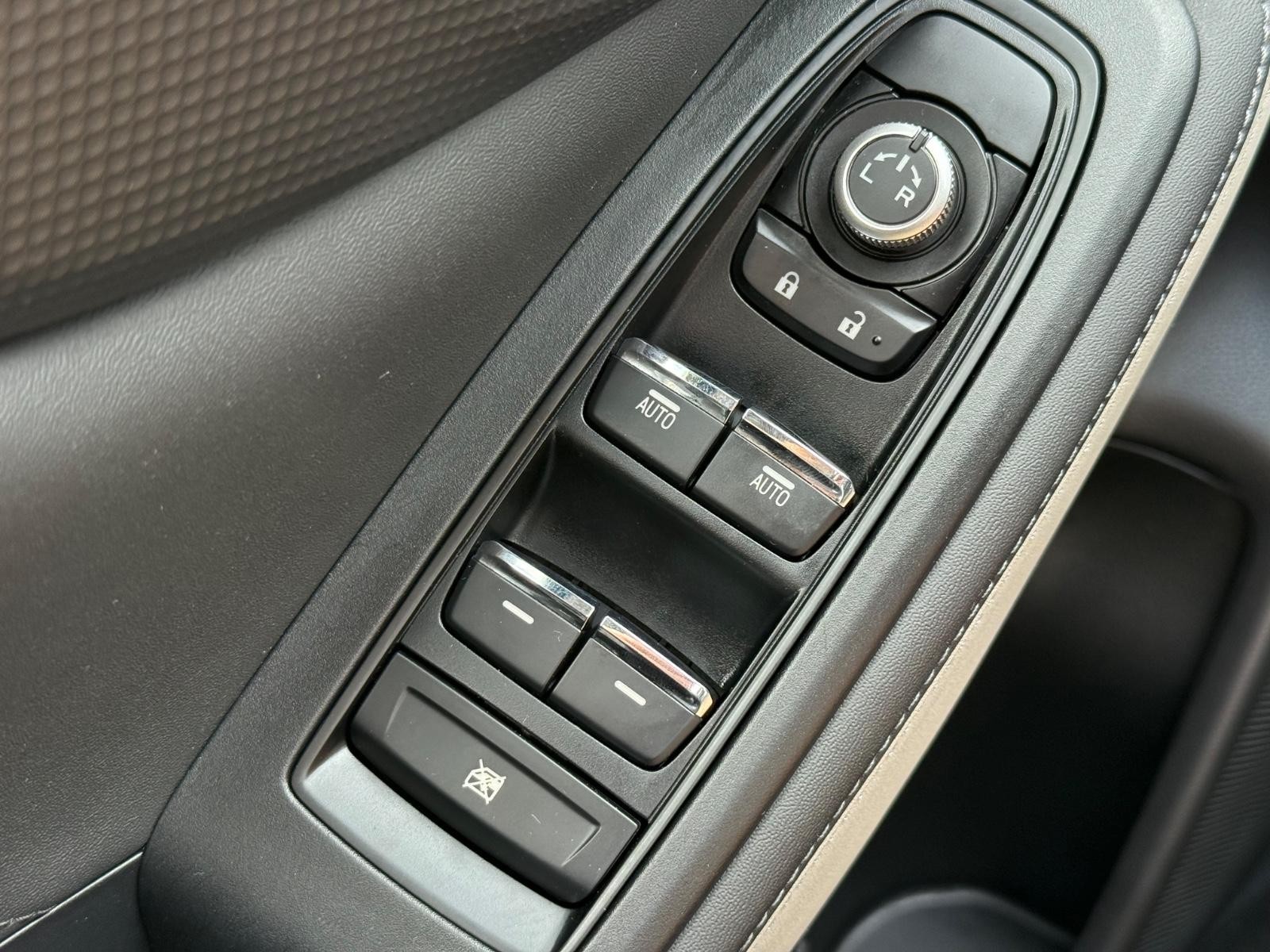 Subaru Forester Vehicle Image 21