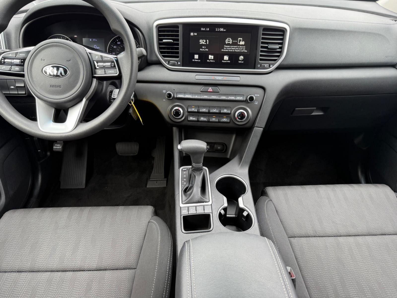 Kia Sportage Vehicle Image 11