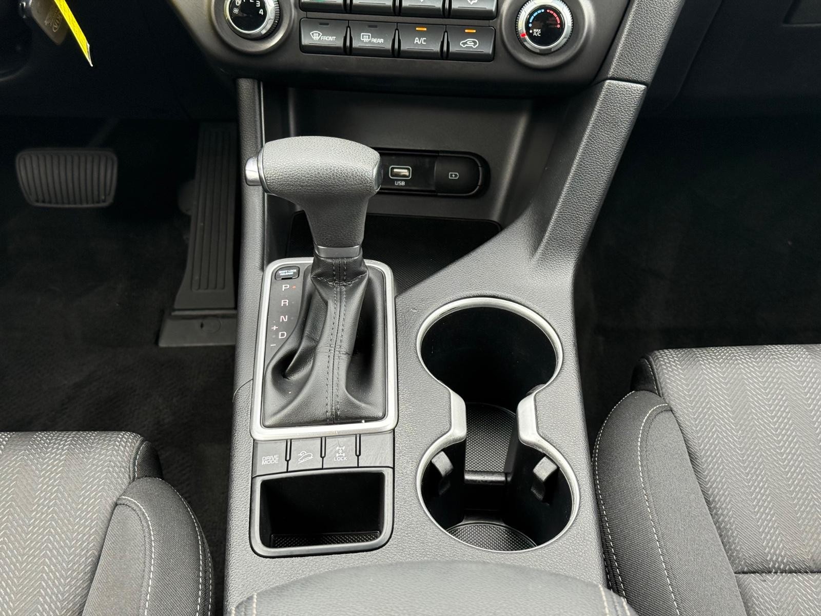 Kia Sportage Vehicle Image 13