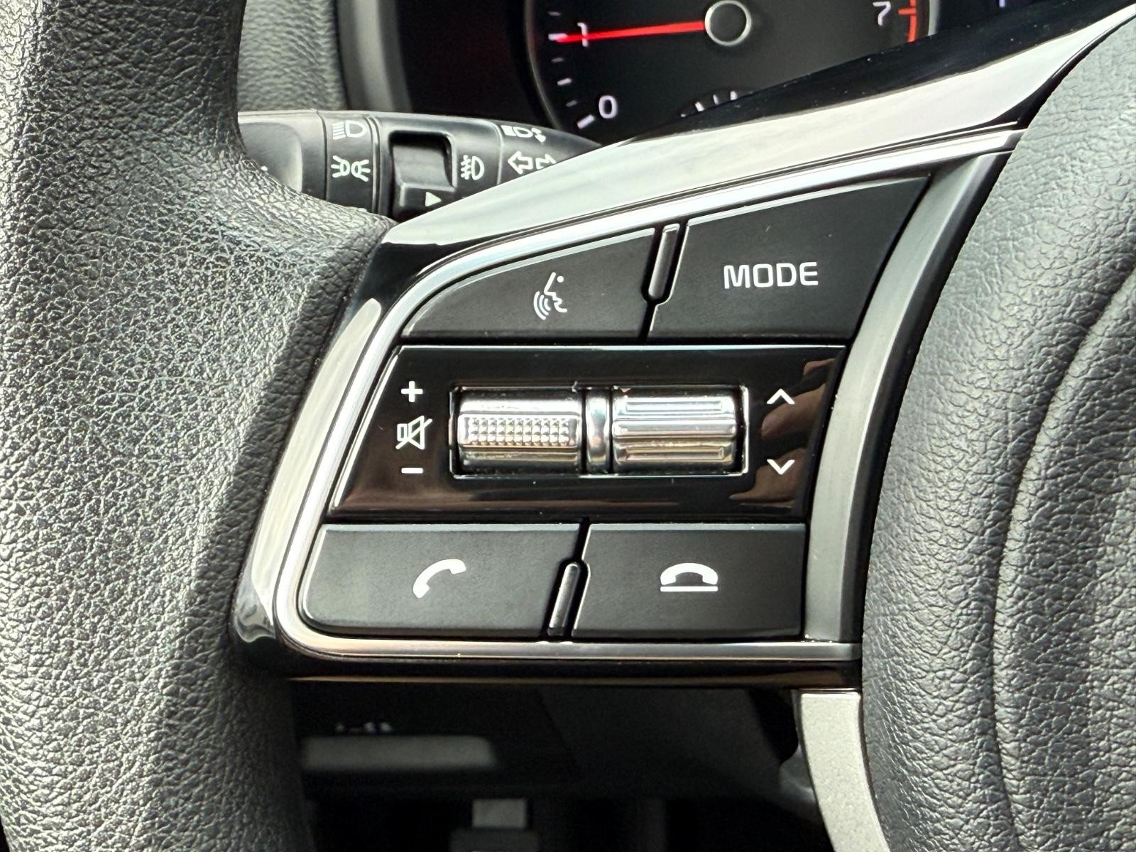 Kia Sportage Vehicle Image 16