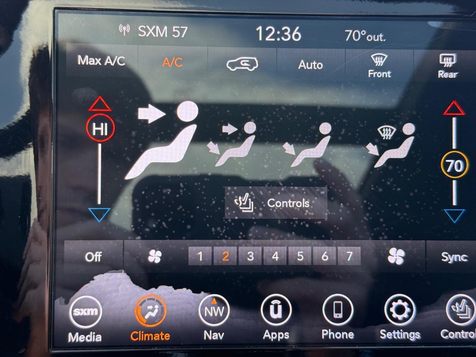 Jeep Grand Cherokee Vehicle Image 20