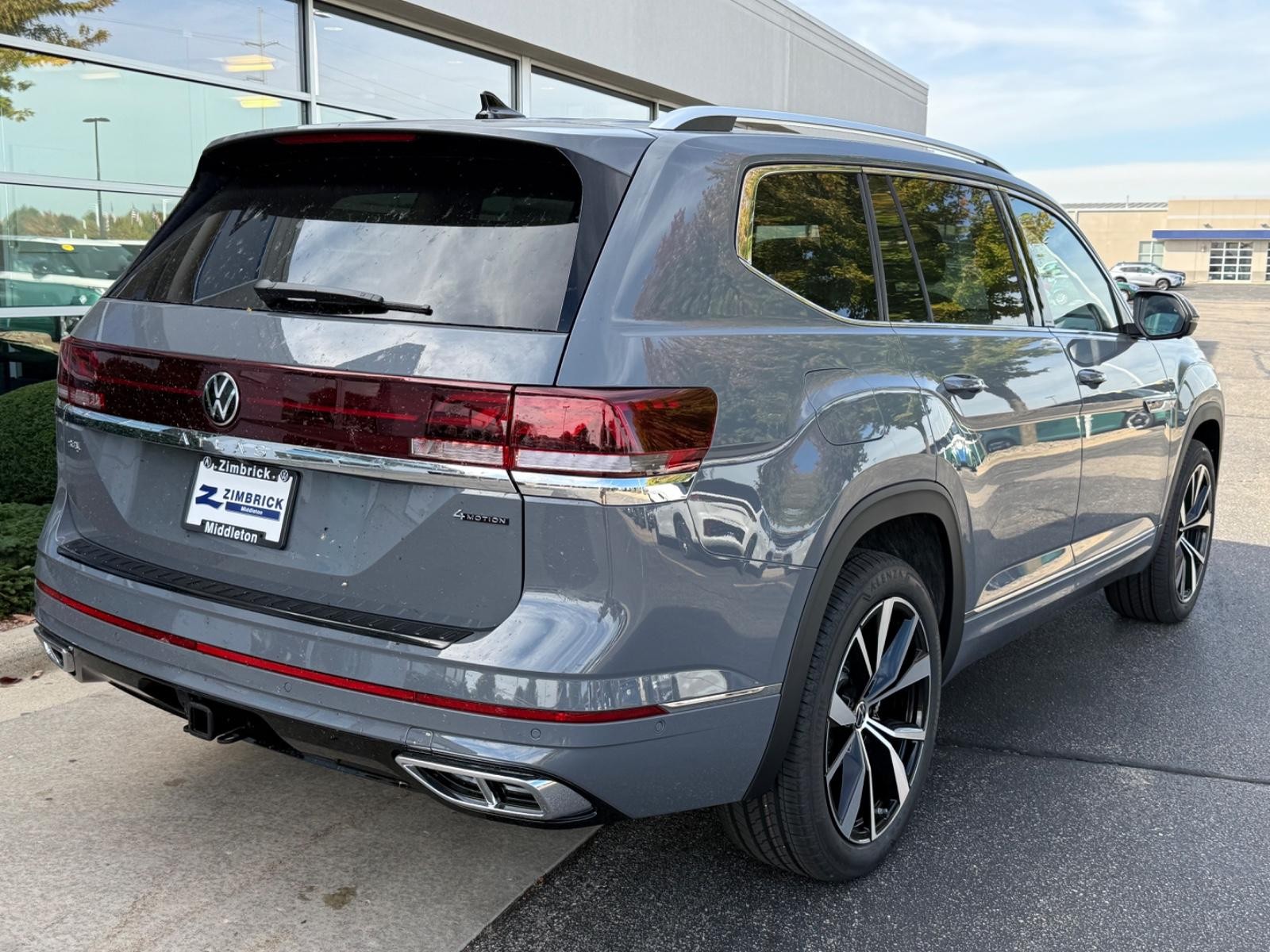 Volkswagen Atlas Vehicle Image 03