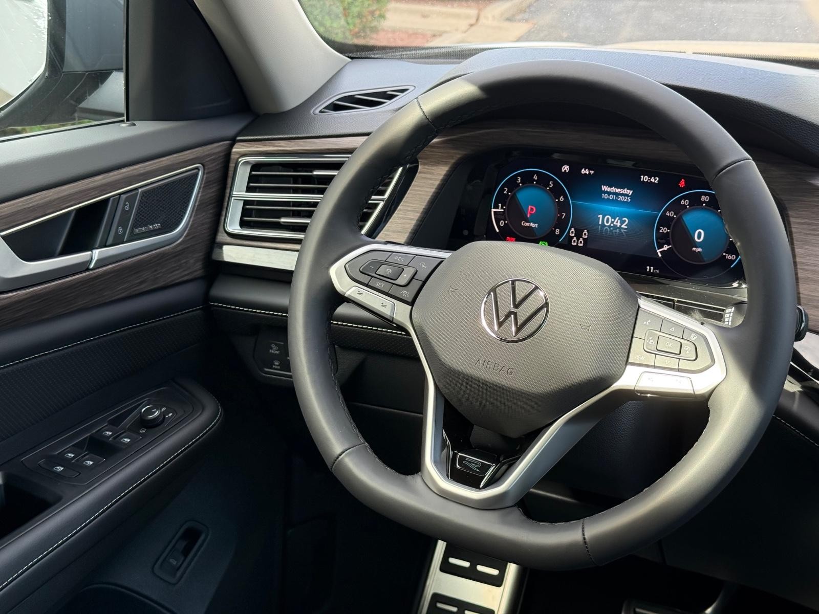 Volkswagen Atlas Vehicle Image 10