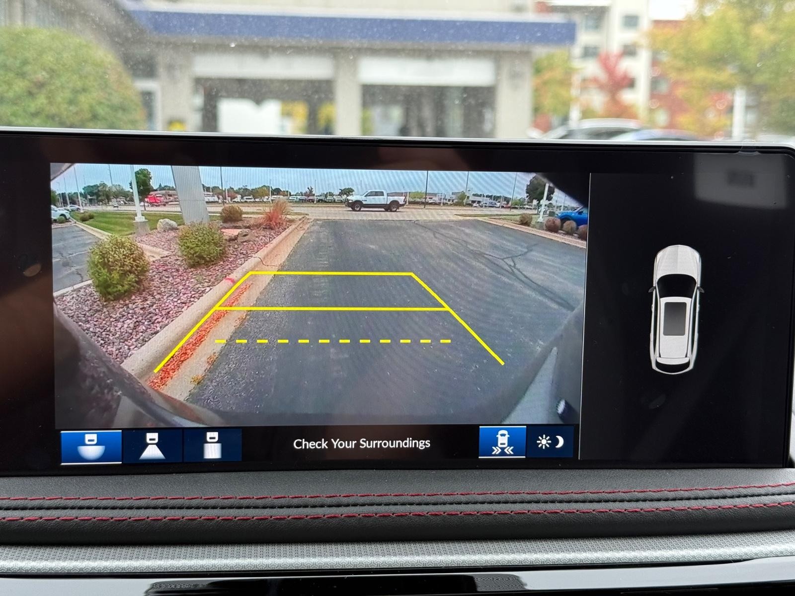 Acura MDX Vehicle Image 14