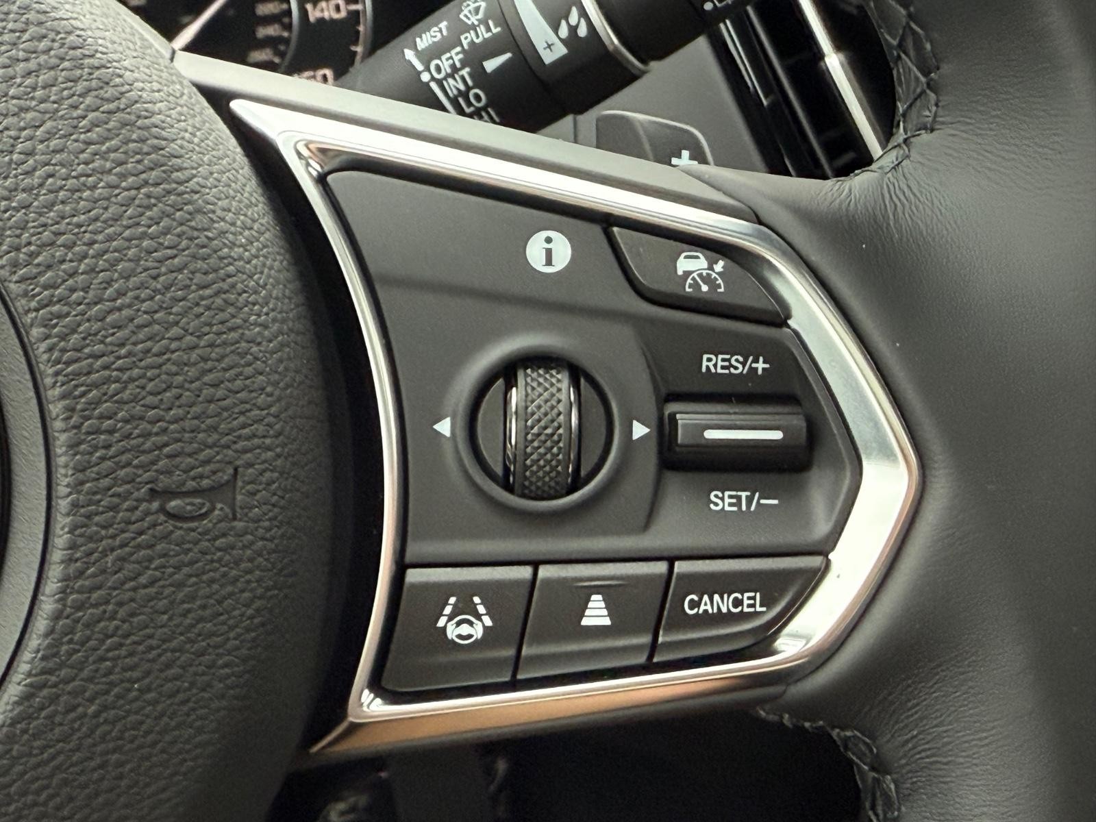 Acura RDX Vehicle Image 11