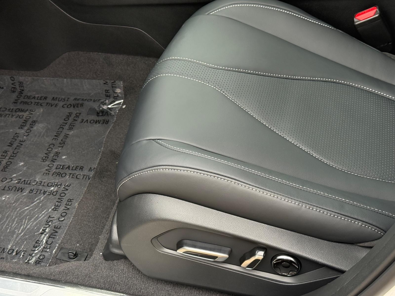 Acura RDX Vehicle Image 15