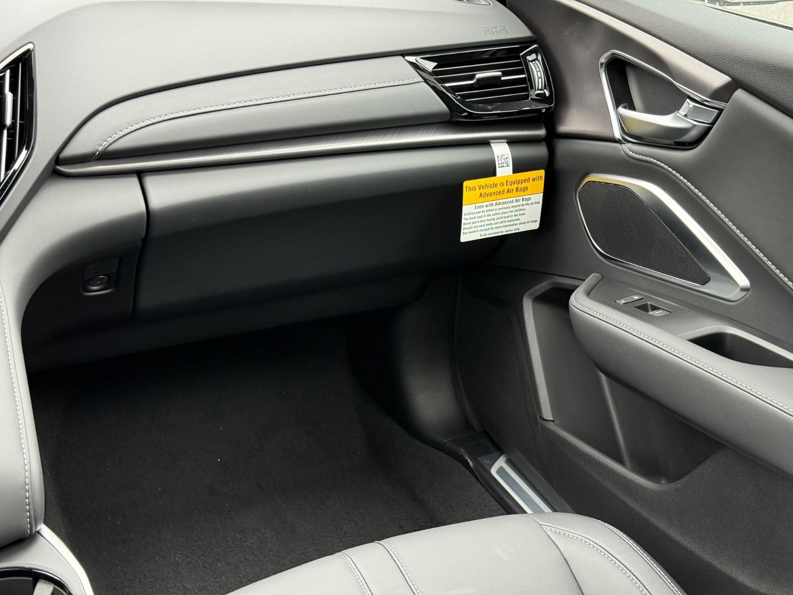 Acura RDX Vehicle Image 09