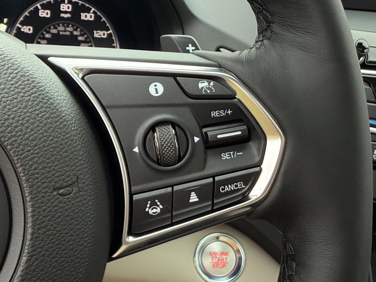 Acura RDX Vehicle Image 13