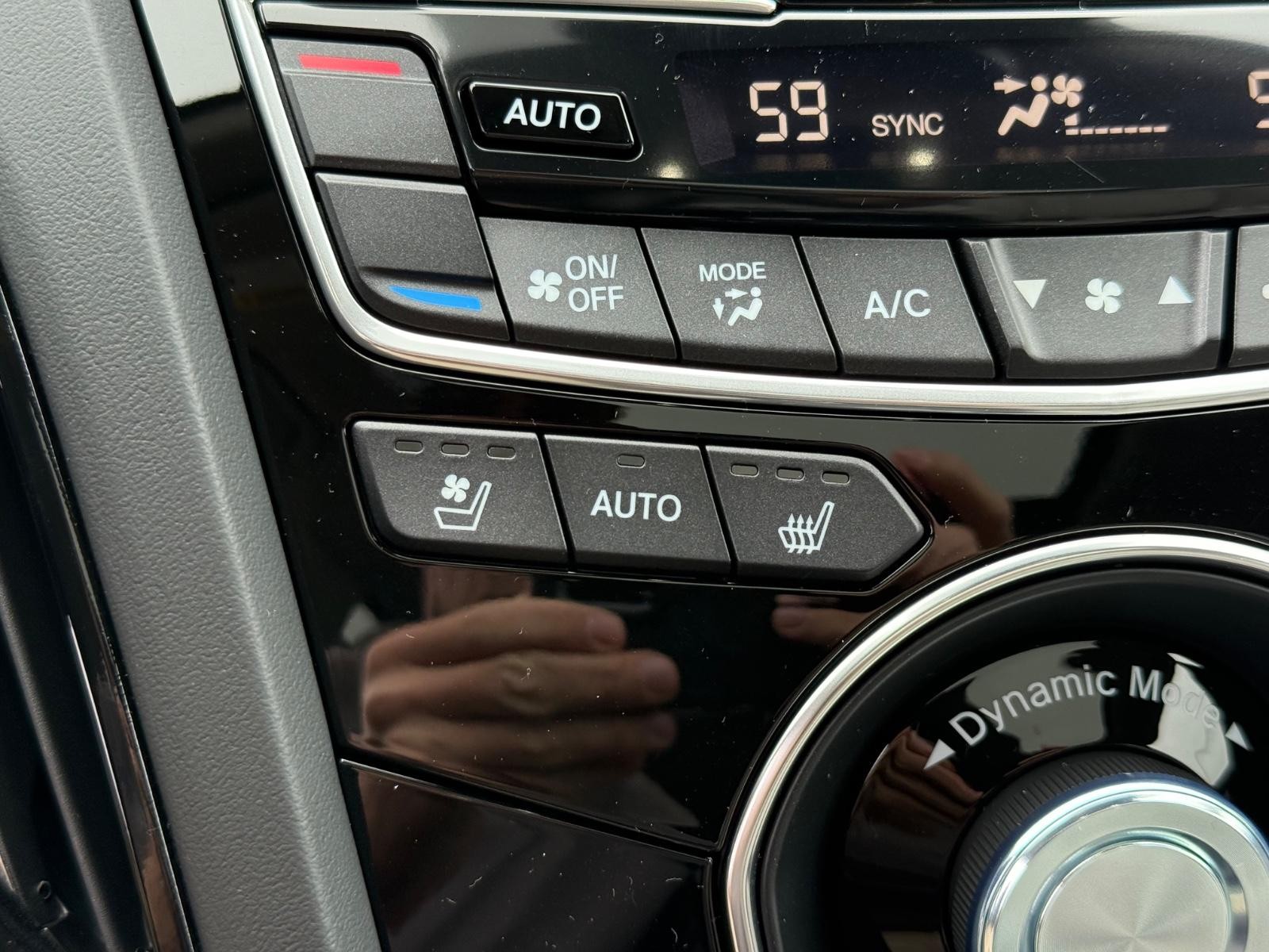 Acura RDX Vehicle Image 15