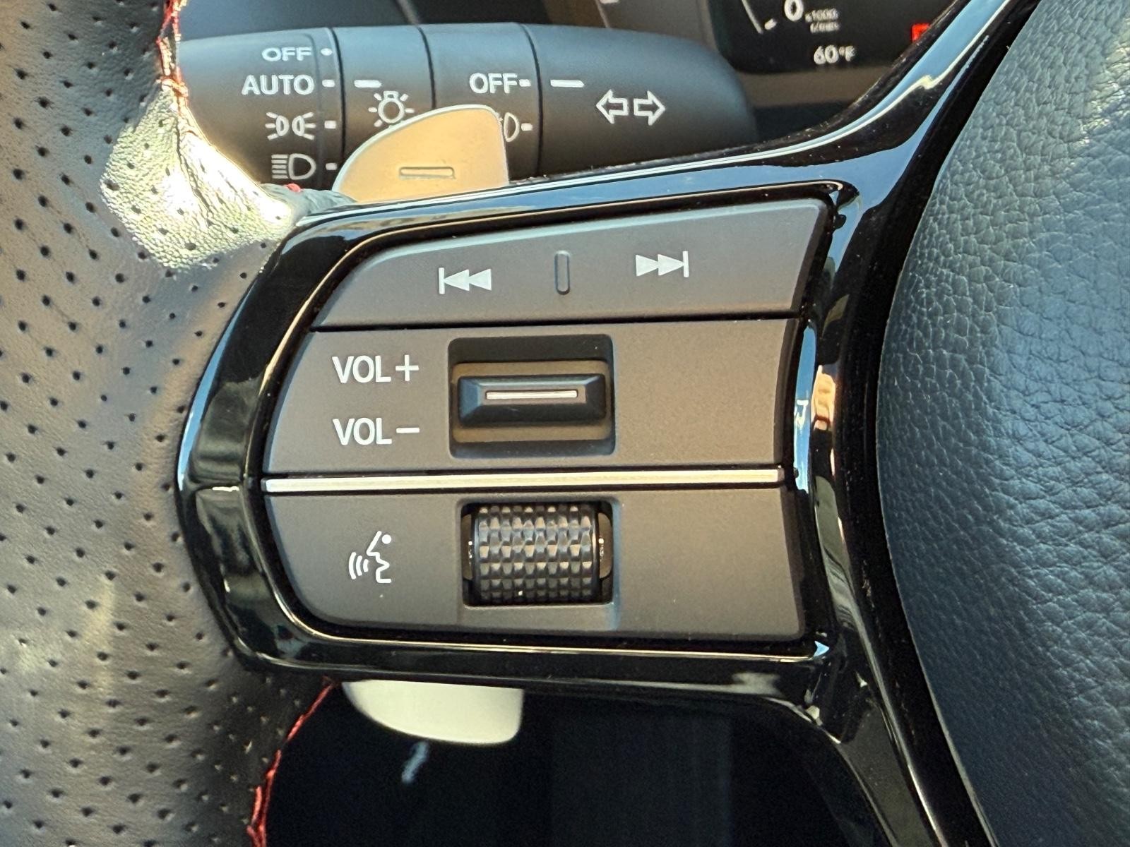 Acura ADX Vehicle Image 11