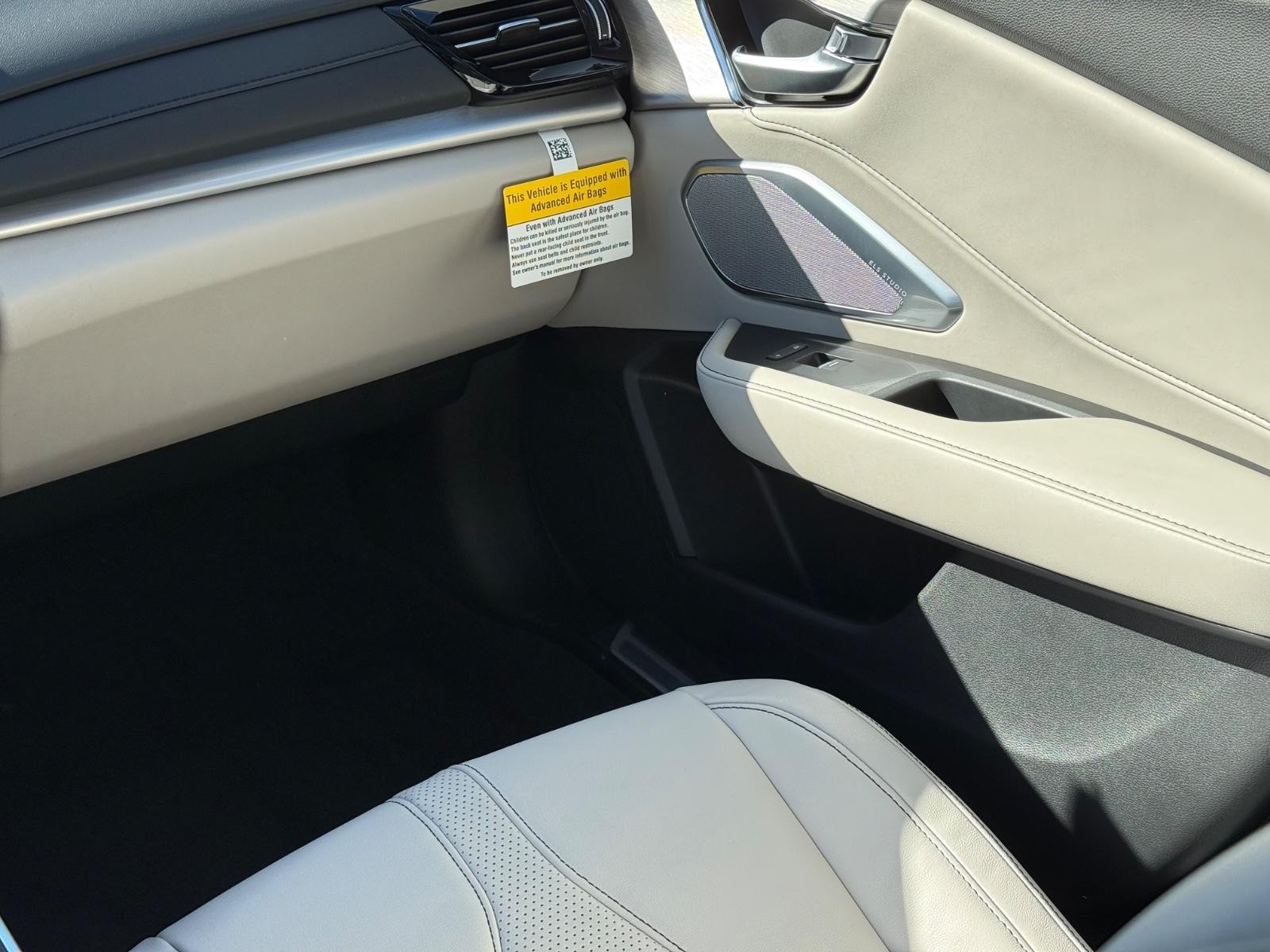 Acura RDX Vehicle Image 10