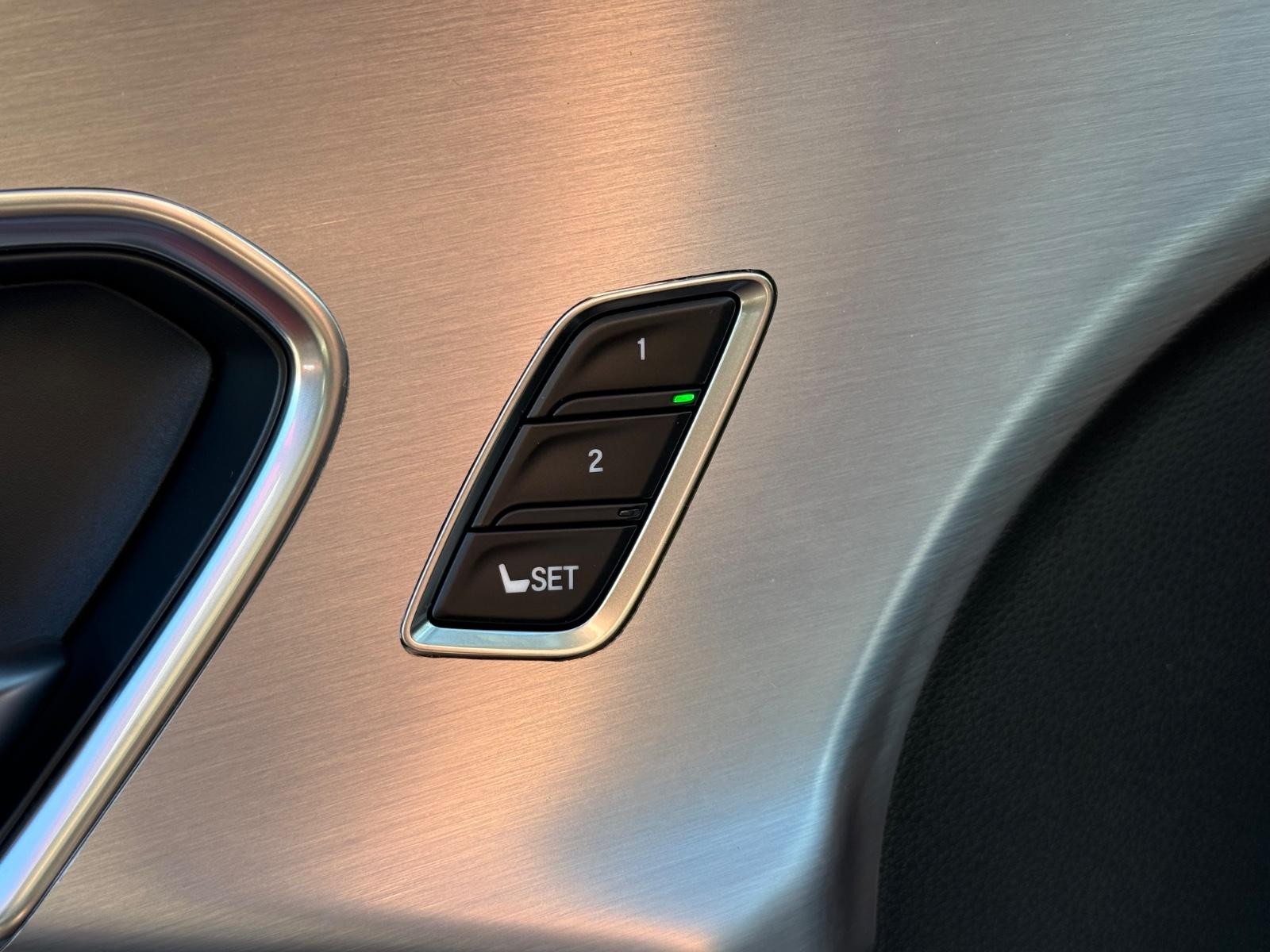 Acura RDX Vehicle Image 11