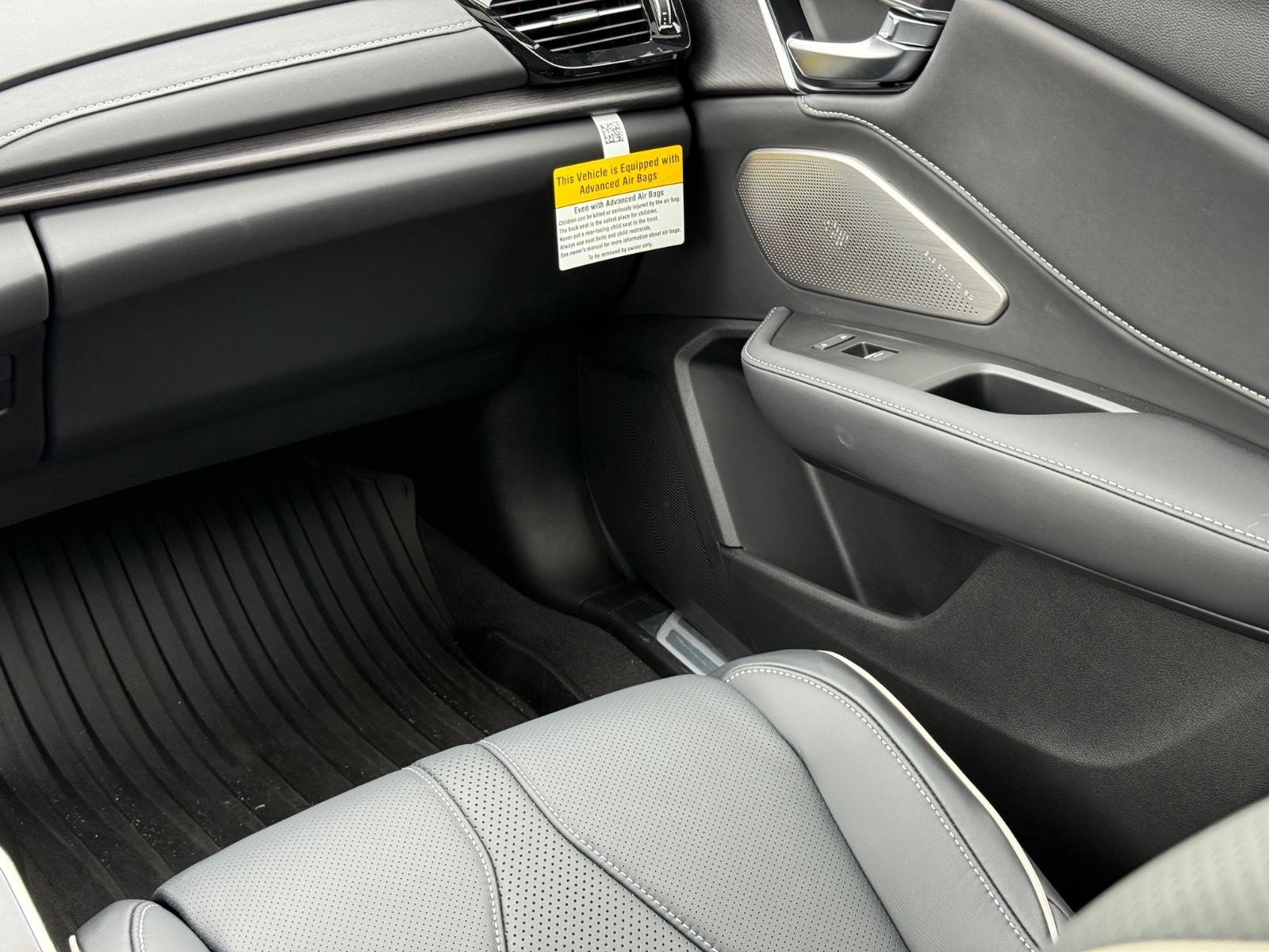 Acura RDX Vehicle Image 10