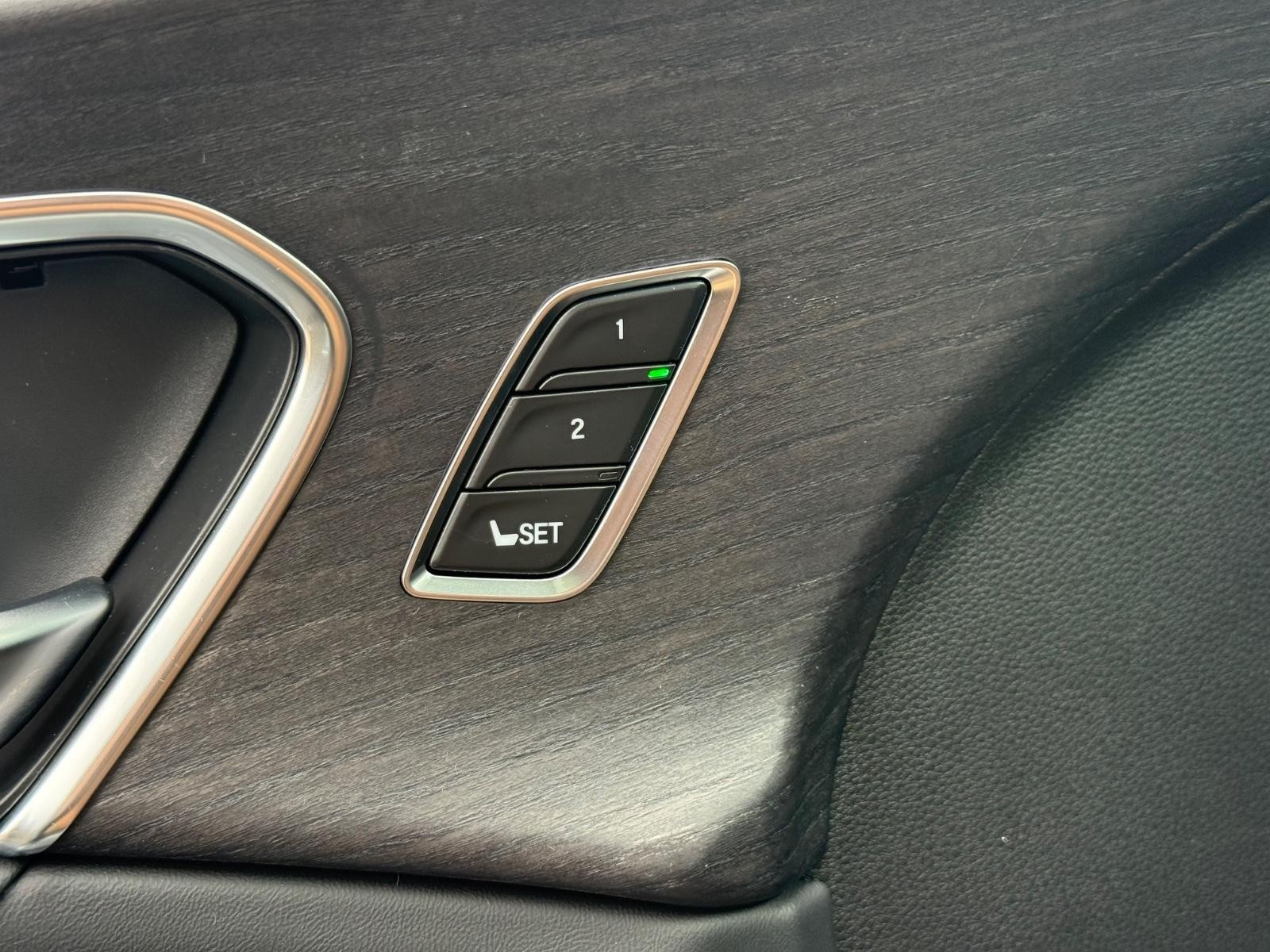 Acura RDX Vehicle Image 11