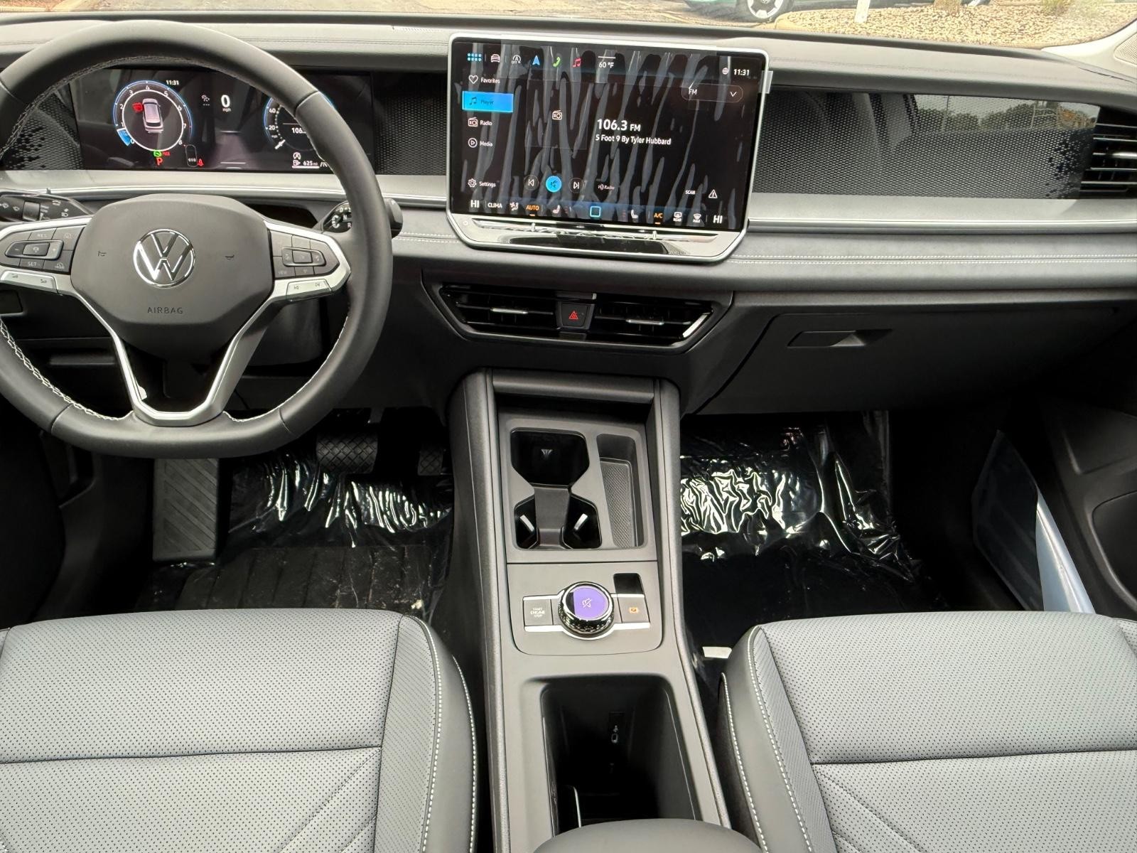 Volkswagen Tiguan Vehicle Image 06