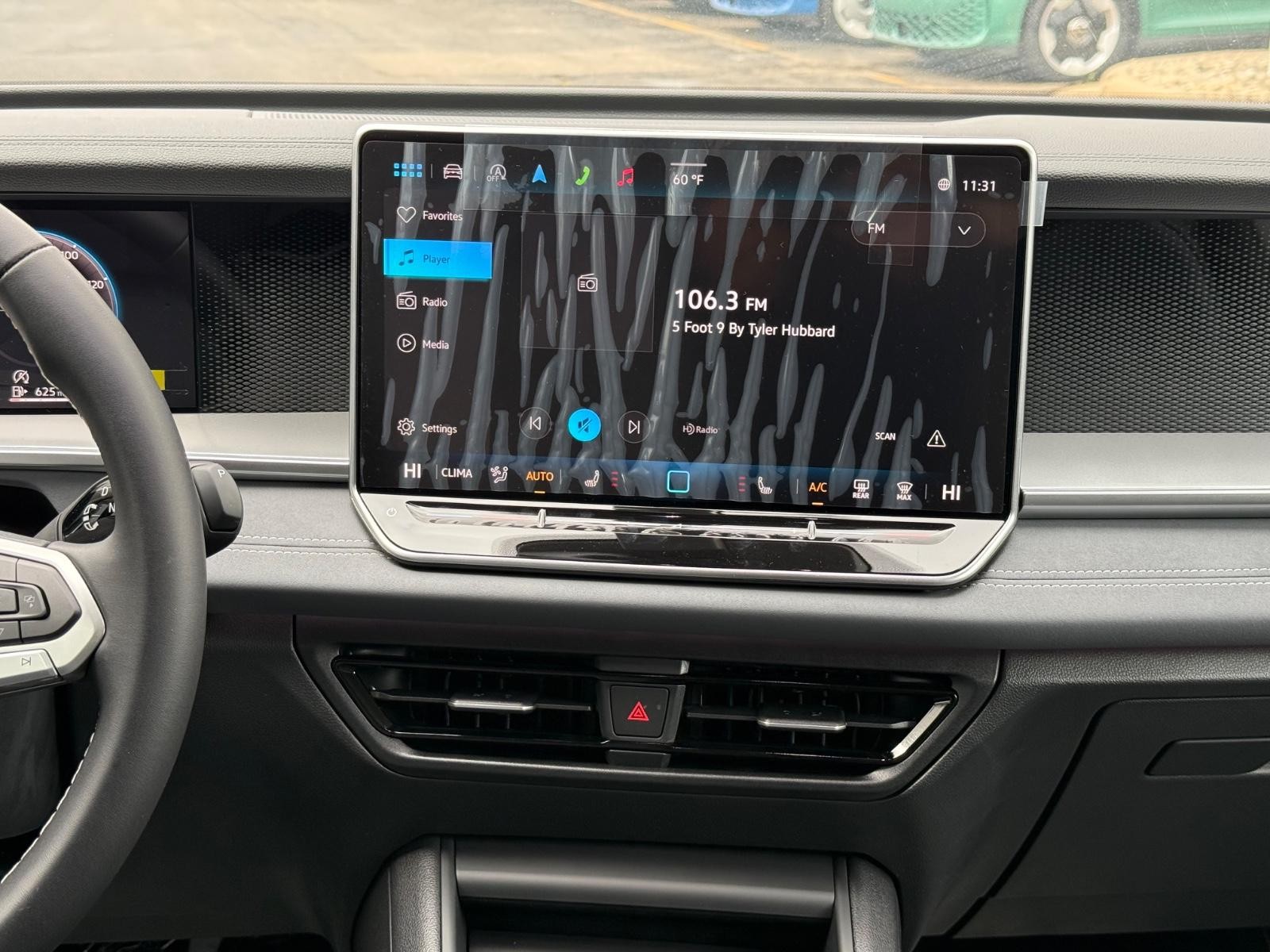 Volkswagen Tiguan Vehicle Image 07