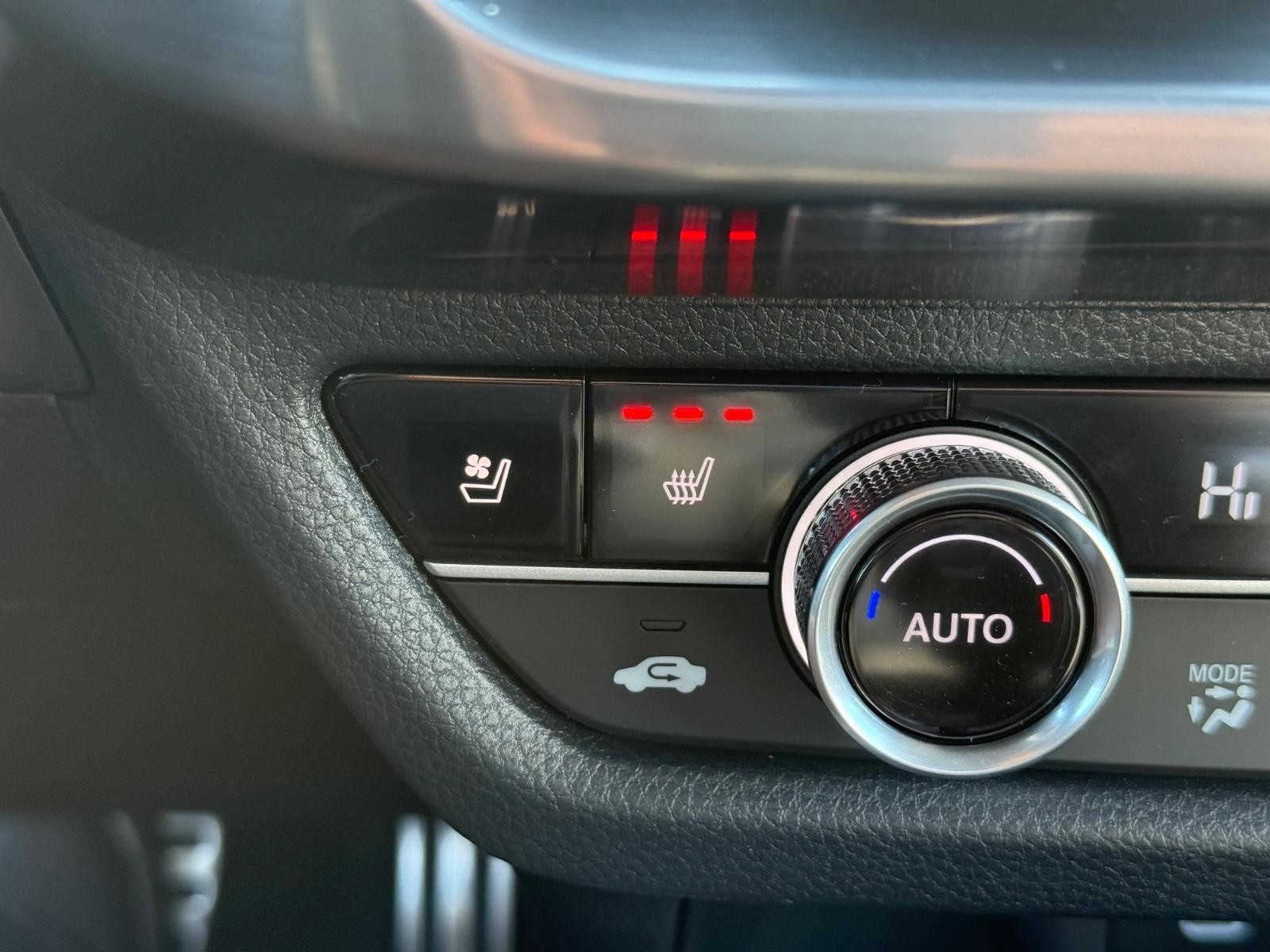 Acura ADX Vehicle Image 13