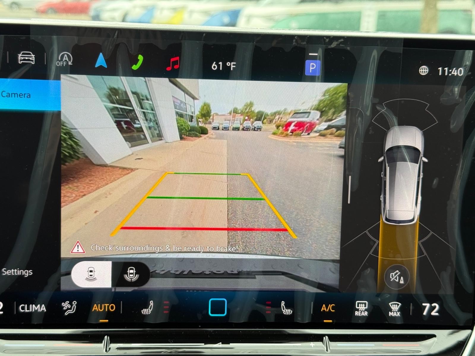 Volkswagen Tiguan Vehicle Image 13