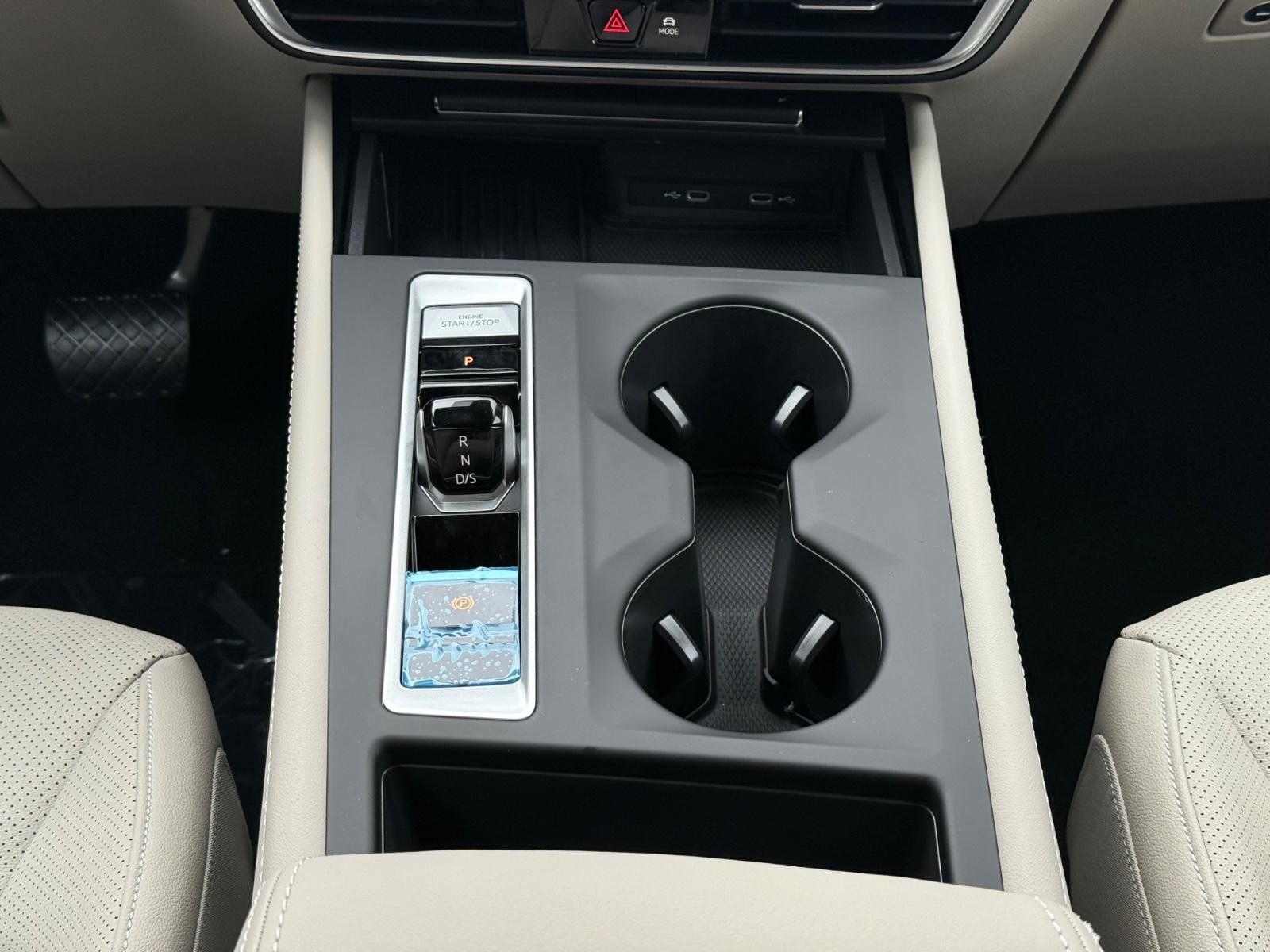 Volkswagen Atlas Vehicle Image 09