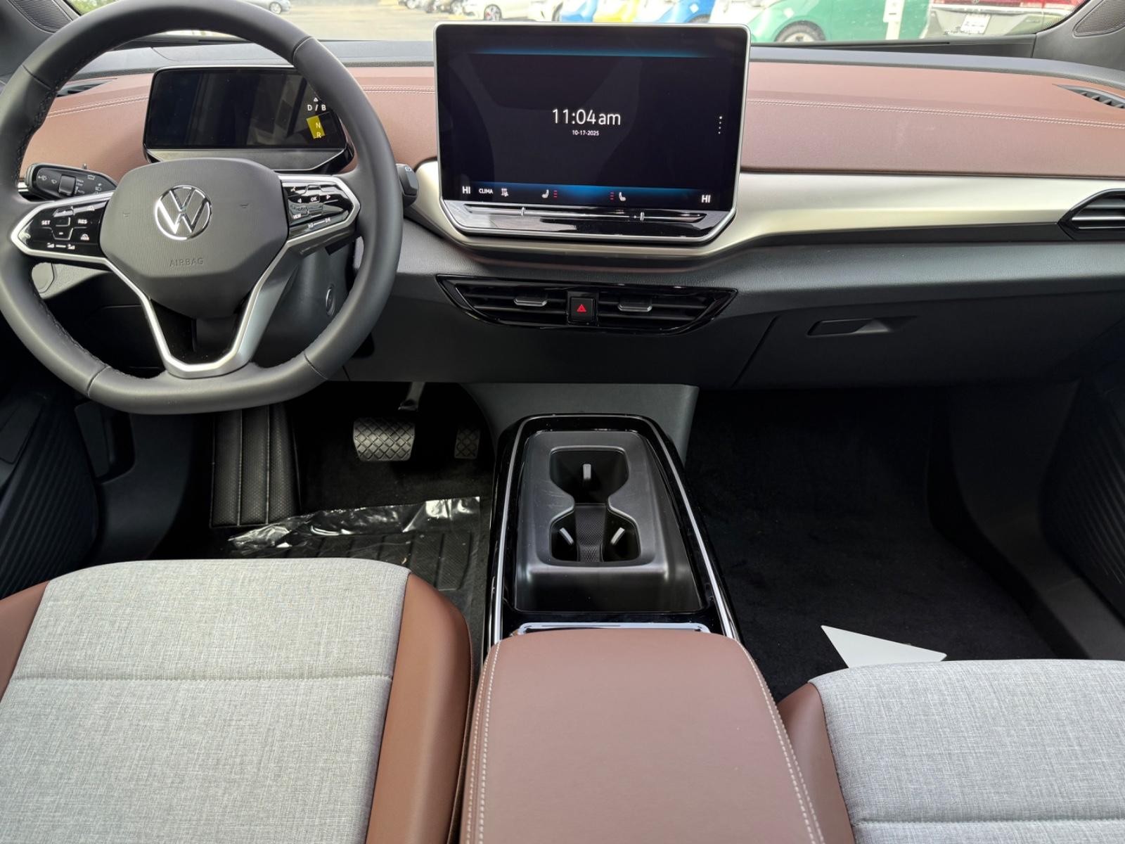 Volkswagen ID.4 Vehicle Image 06